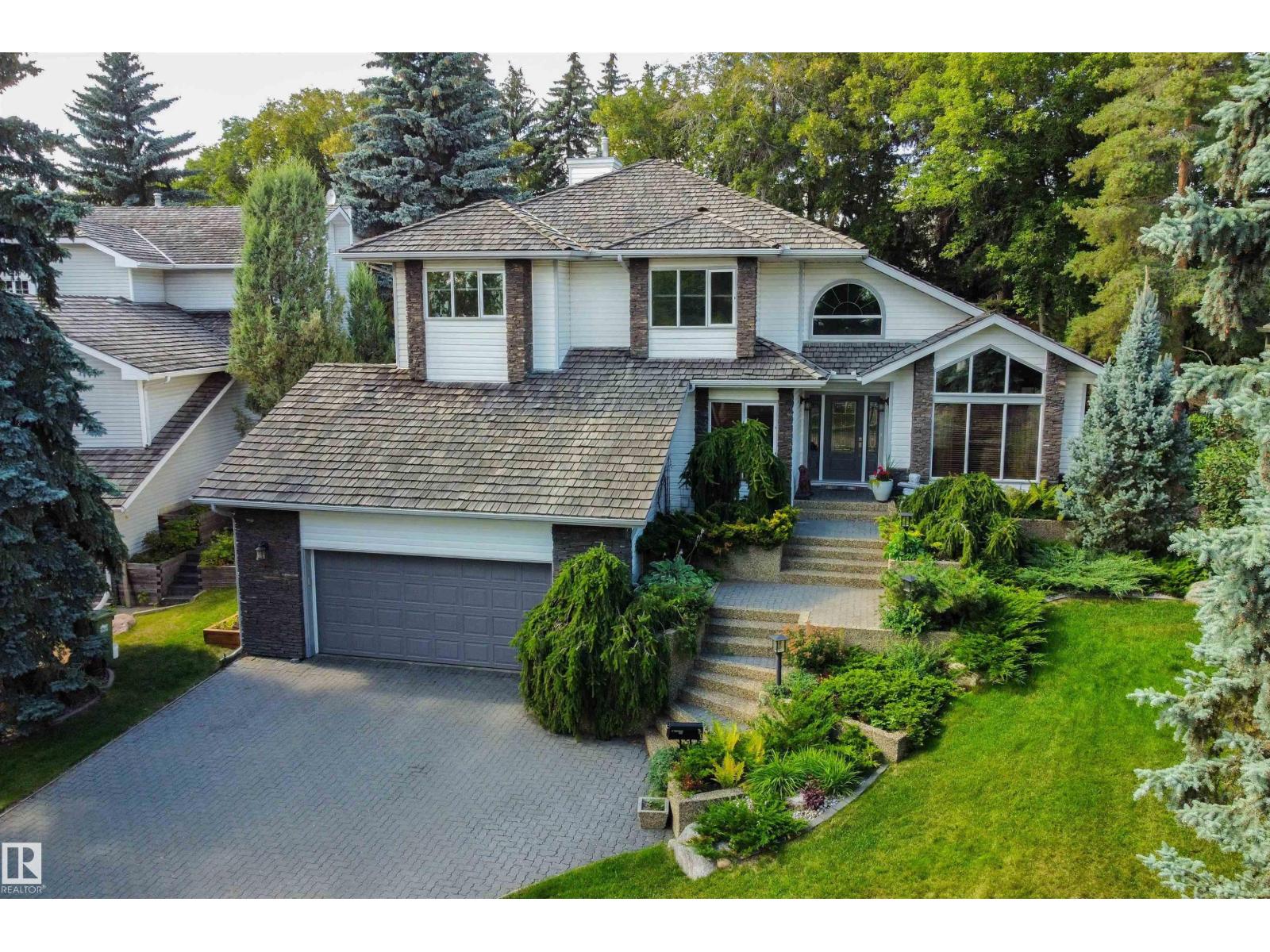 41 Ironwood Dr, St. Albert, AB T8N 5J2