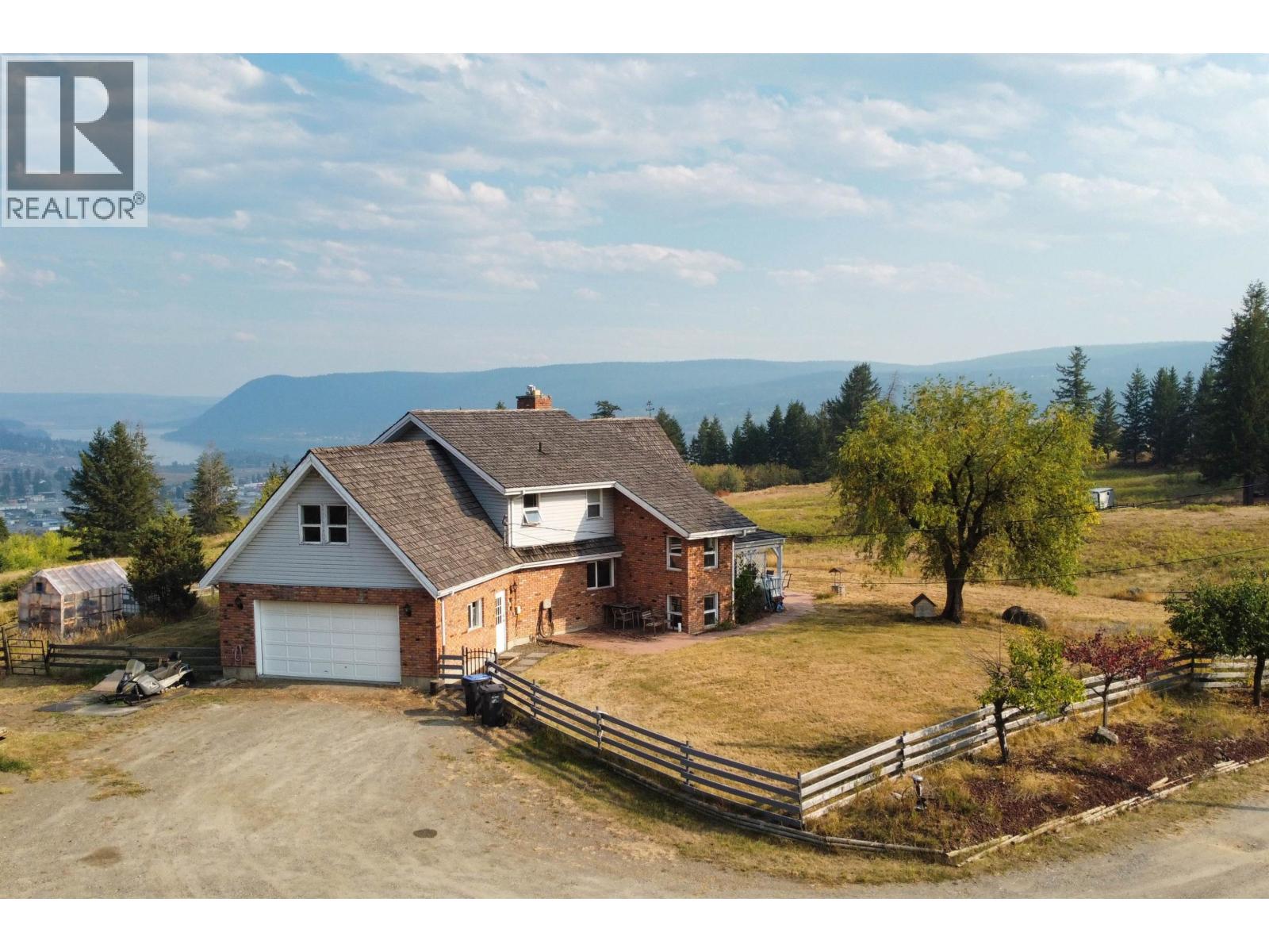 400 Woodland Dr, Williams Lake, BC V2G 4P9
