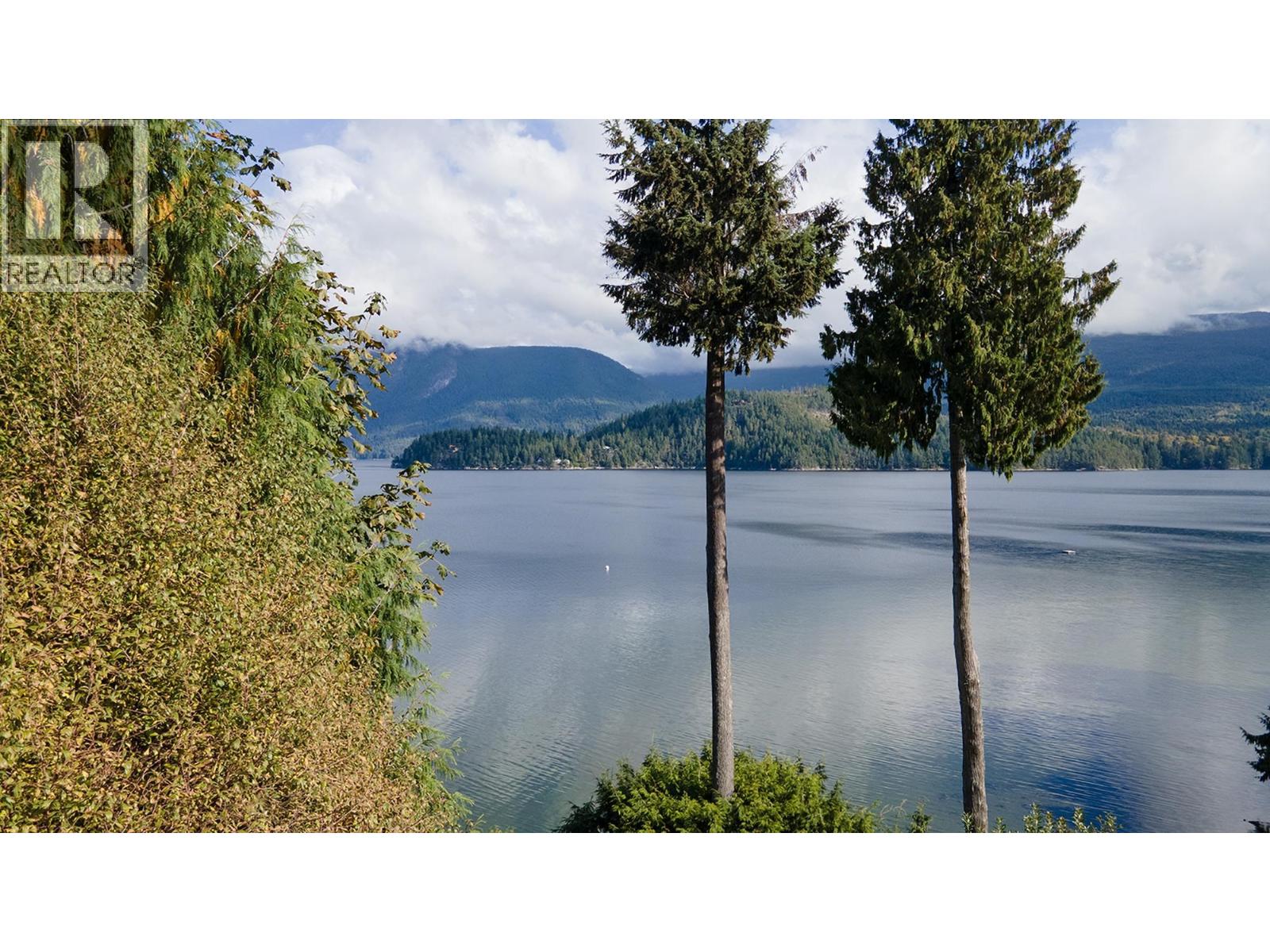 Lot 81 N Gale Avenue, Sechelt, BC V0N 3G0