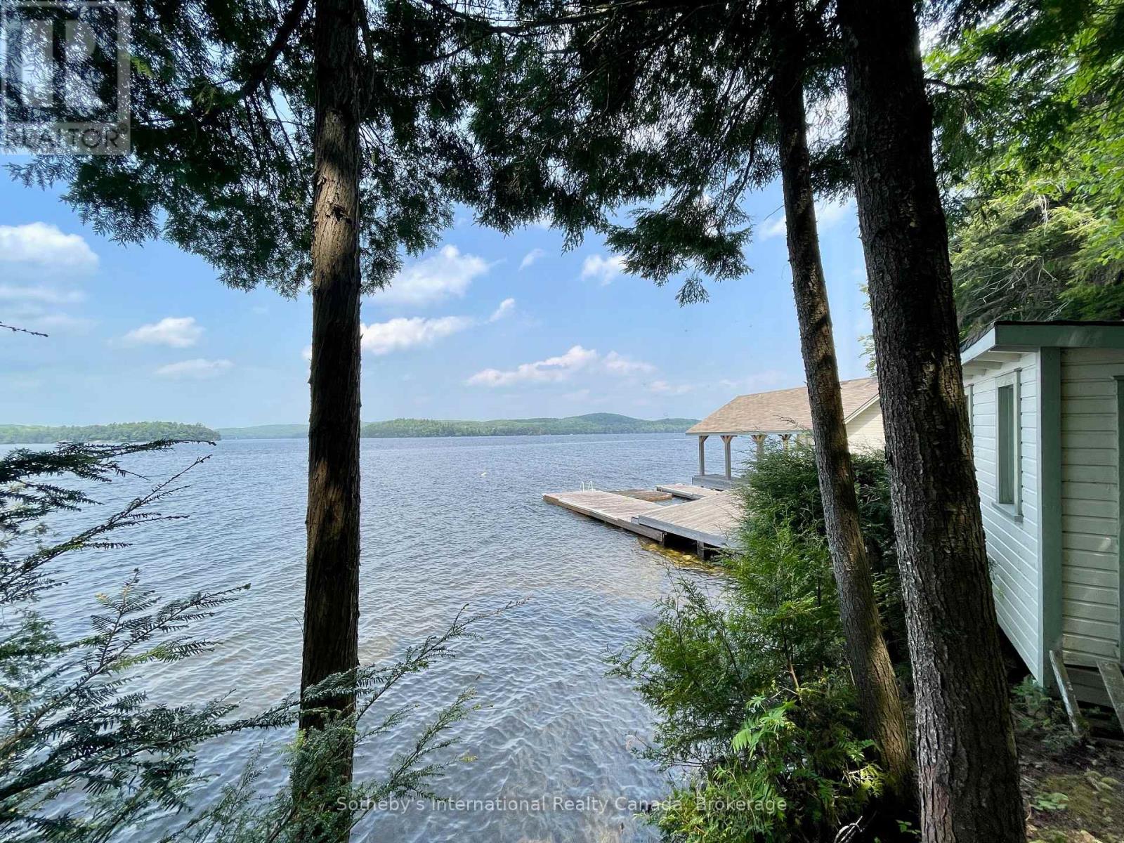 1507 Old Hwy 117, Lake of Bays, ON P0B 1A0