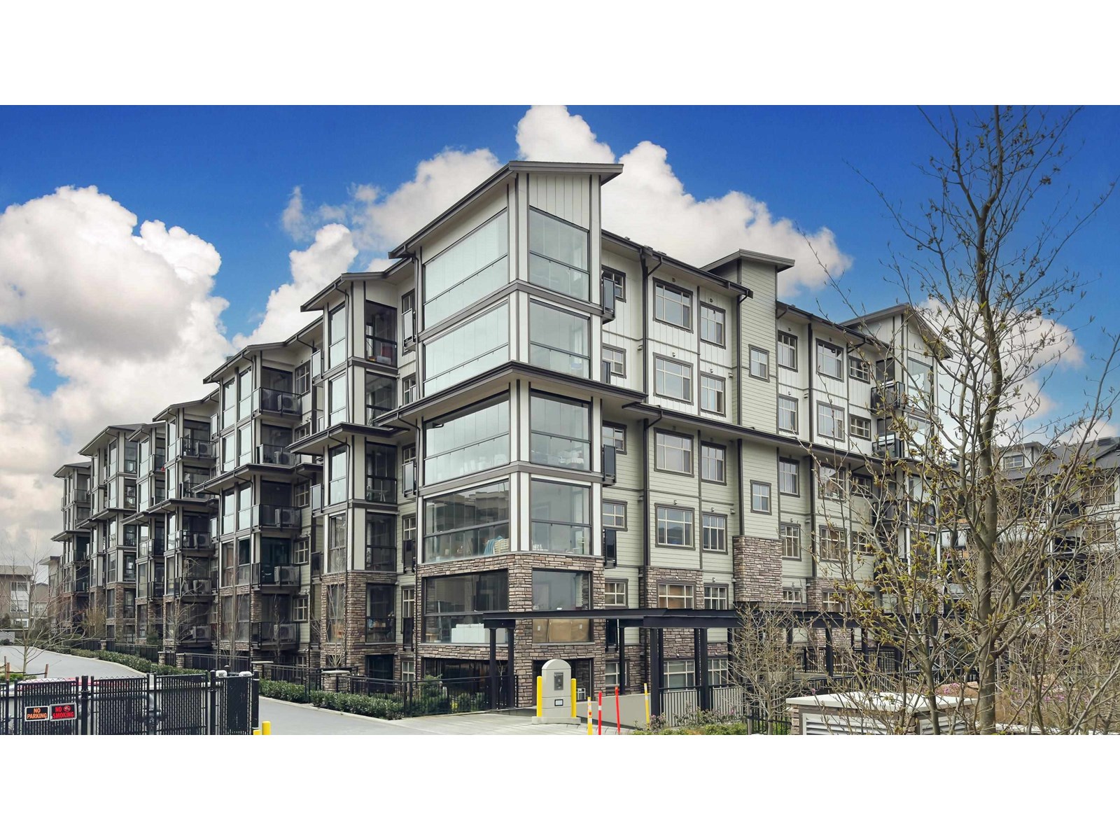 8538 203a Street Unit 104 #a, Langley, BC V2Y 3P9