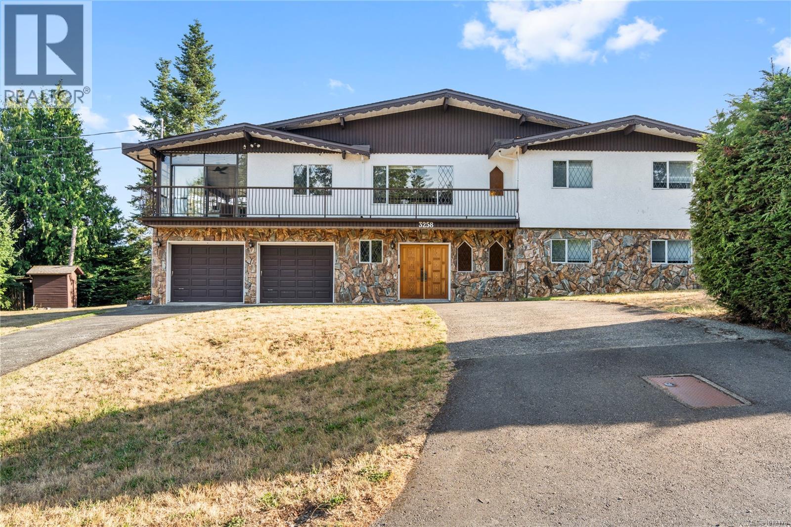 3258 Douglas St, North Cowichan, BC V0R 1K2