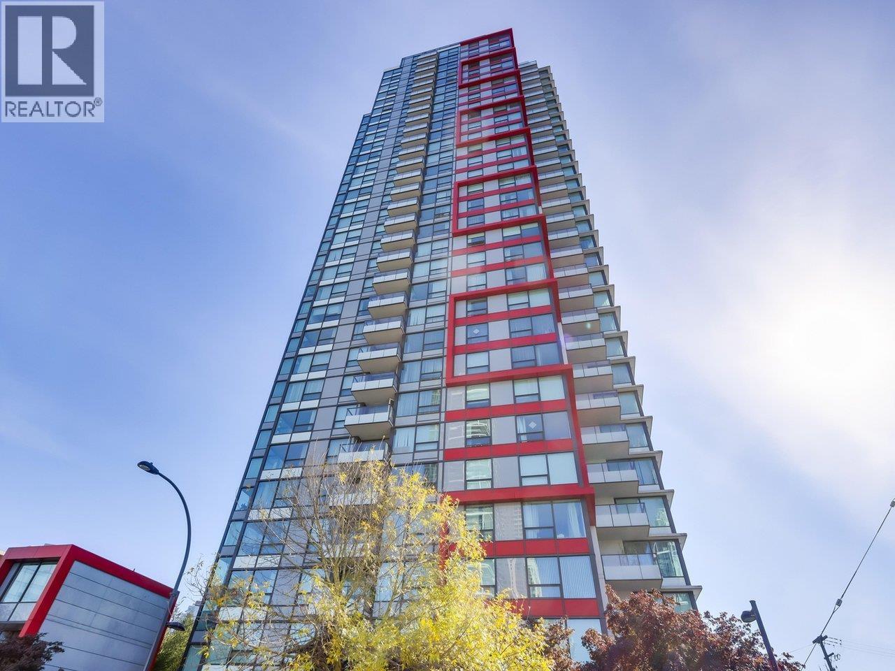 6658 Dow Avenue Unit 802, Burnaby, BC V5H 0C7