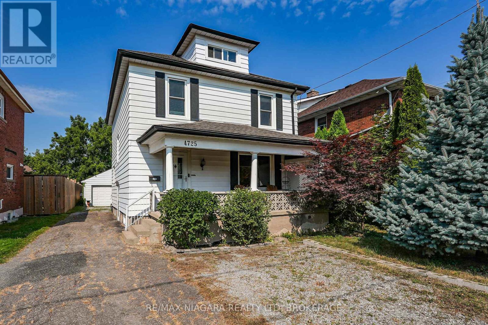 4725 Third Ave, Niagara Falls, ON L2E 4L7