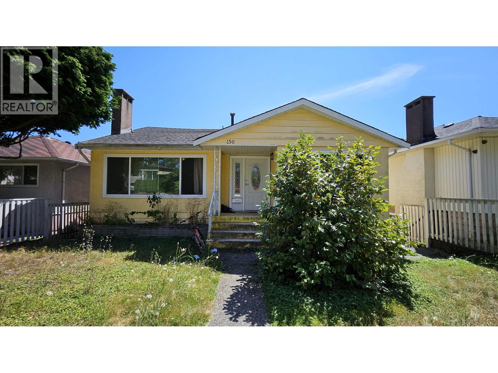 156 W 62nd Ave, Vancouver, BC V5X 2E1