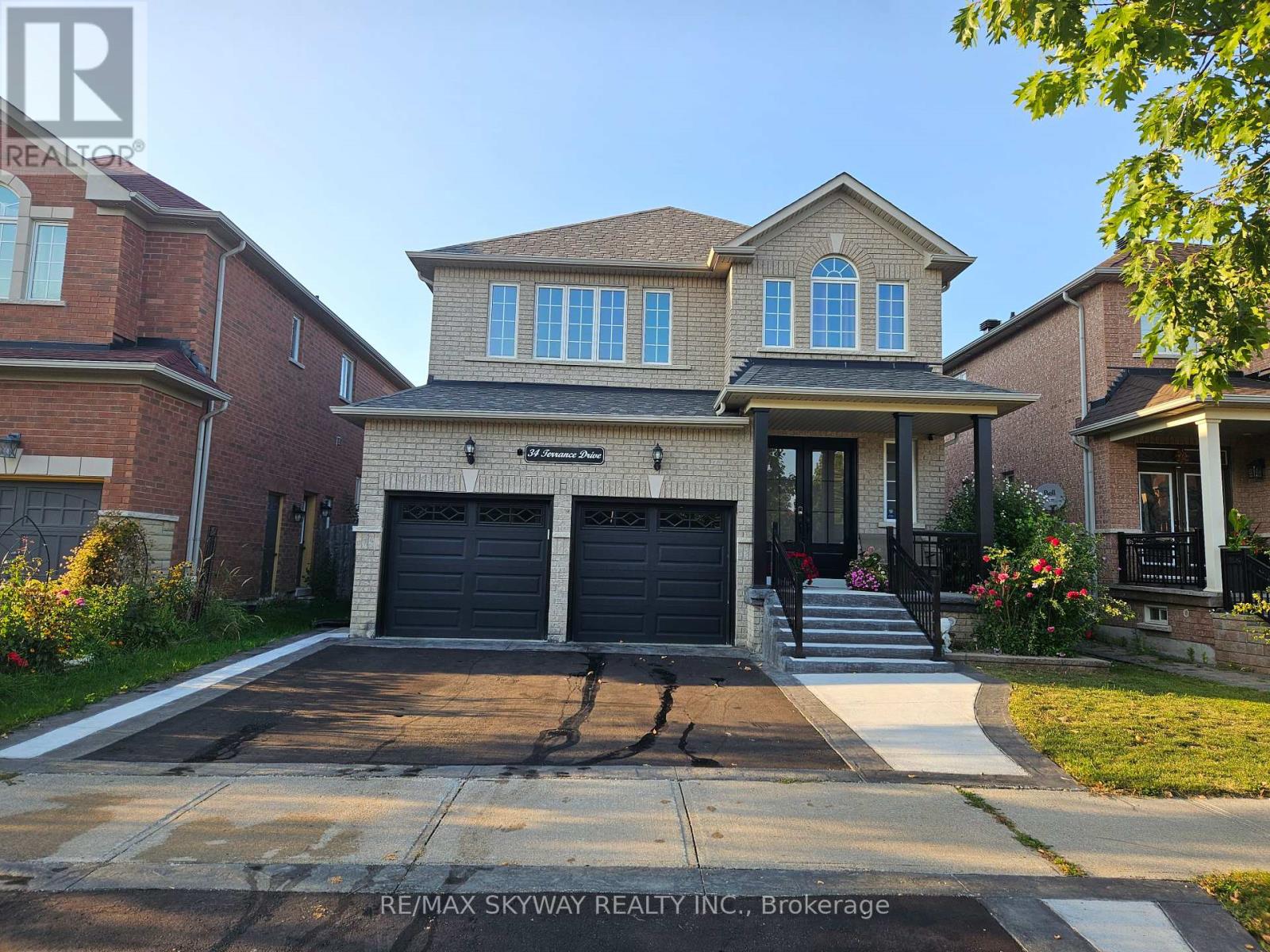 34 Terrance Dr, Markham, ON L6B 0M2