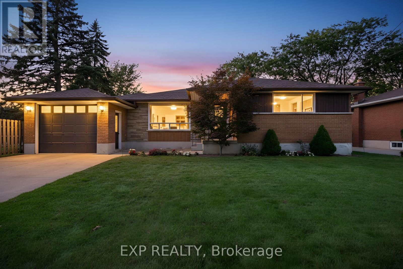 10 Harcove St, St. Catharines, ON L2N 1W8