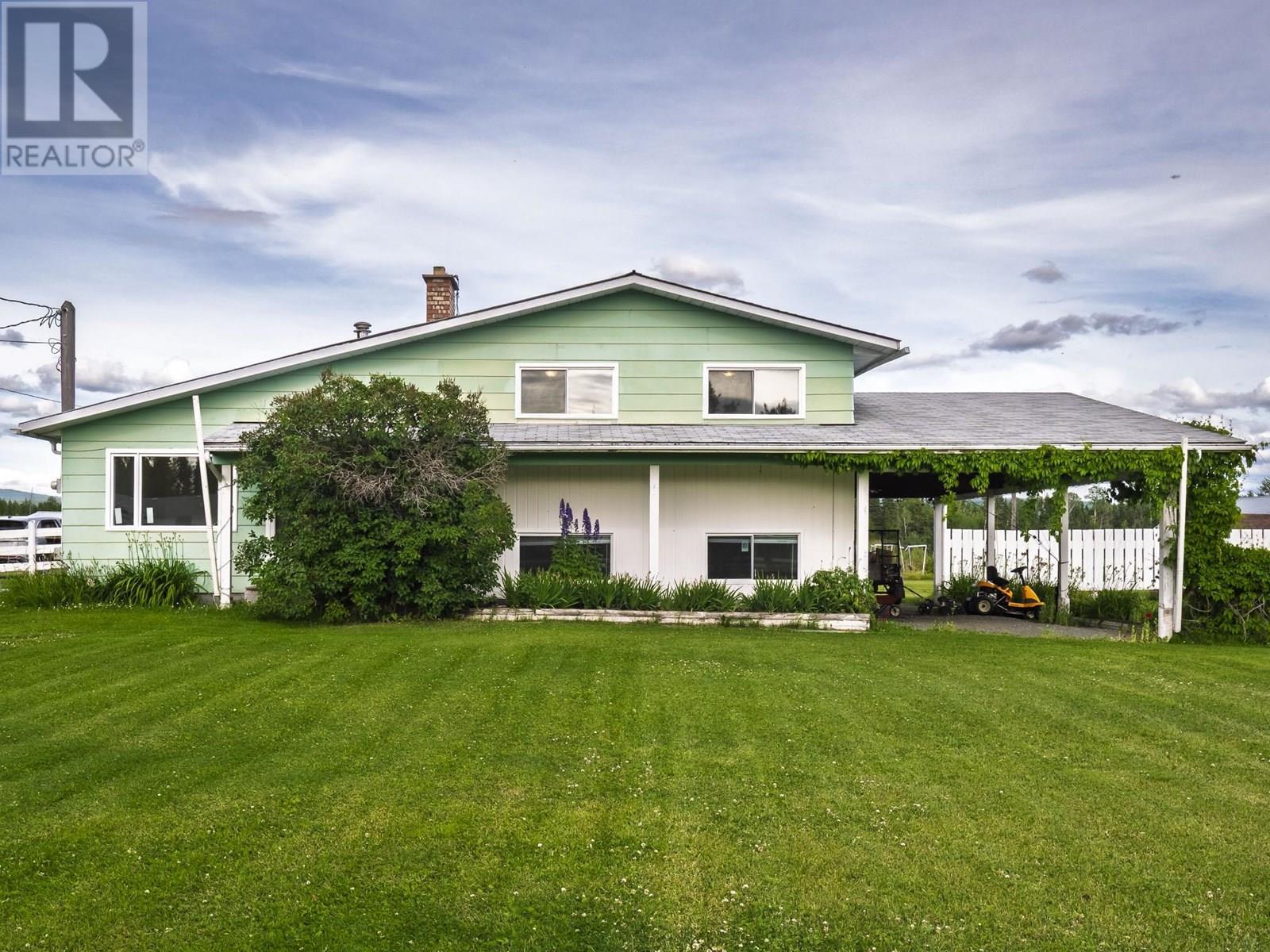 9340 Pooley Rd, Prince George, BC V2N 5V5