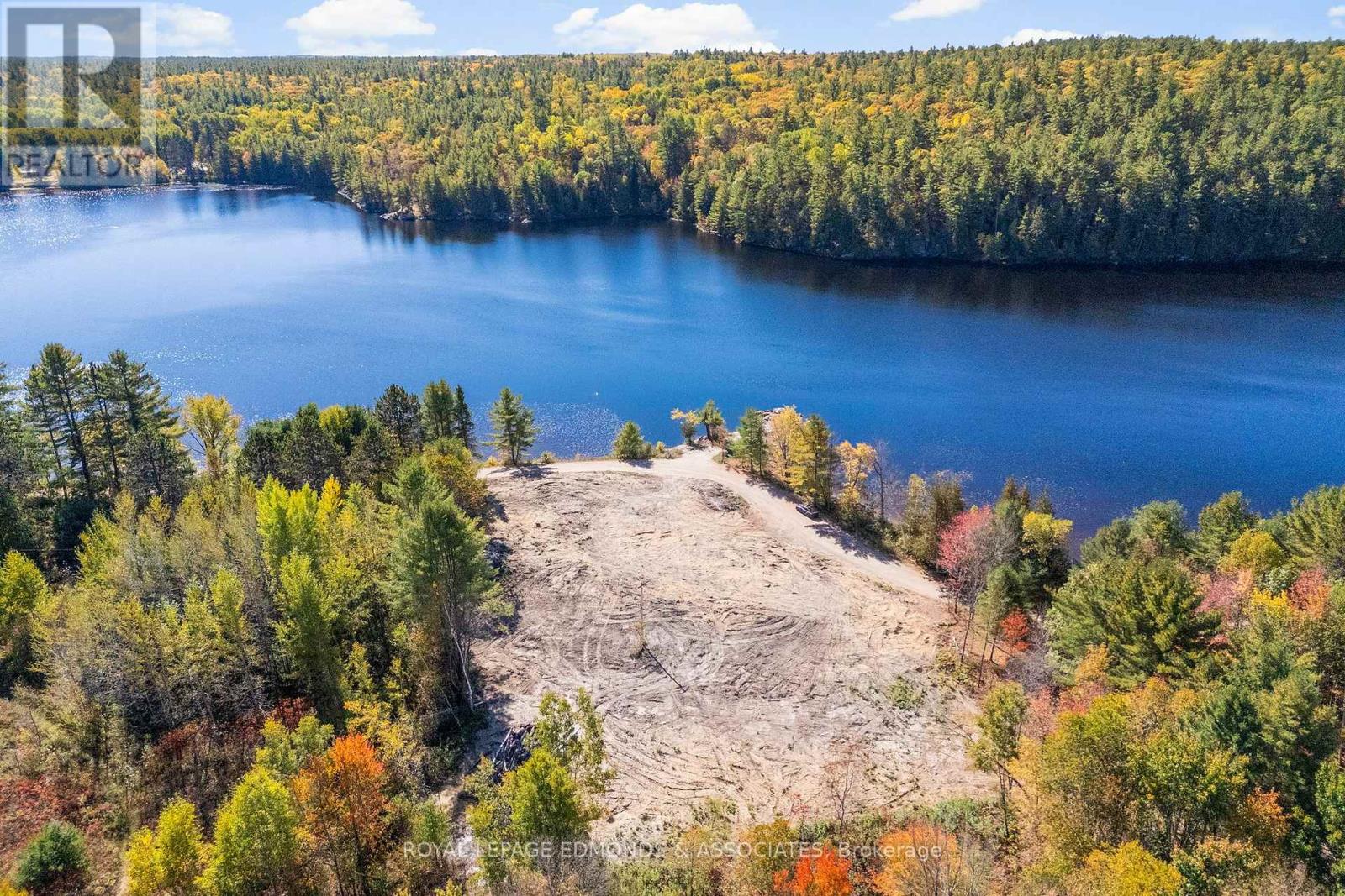 9 Rantz Road, Petawawa, ON K8H 2W8