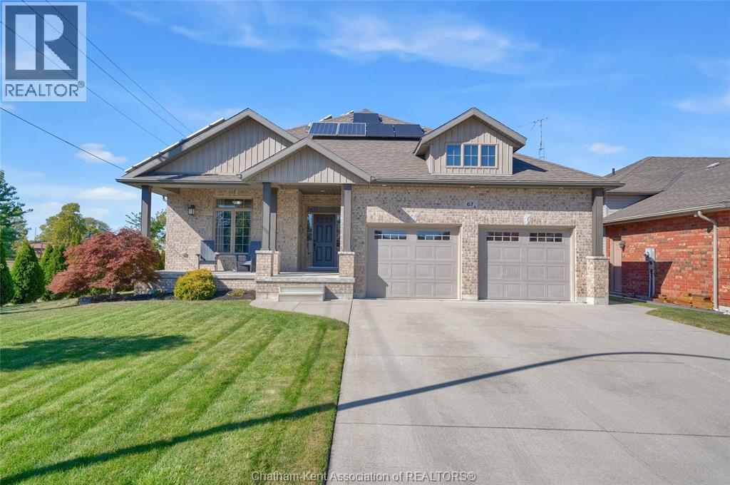 67 Birchwood St, Chatham, ON N7M 0K2