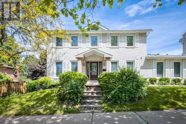 25 Tumbleweed Rd, Toronto Don Valley Village, ON M2J 2N2