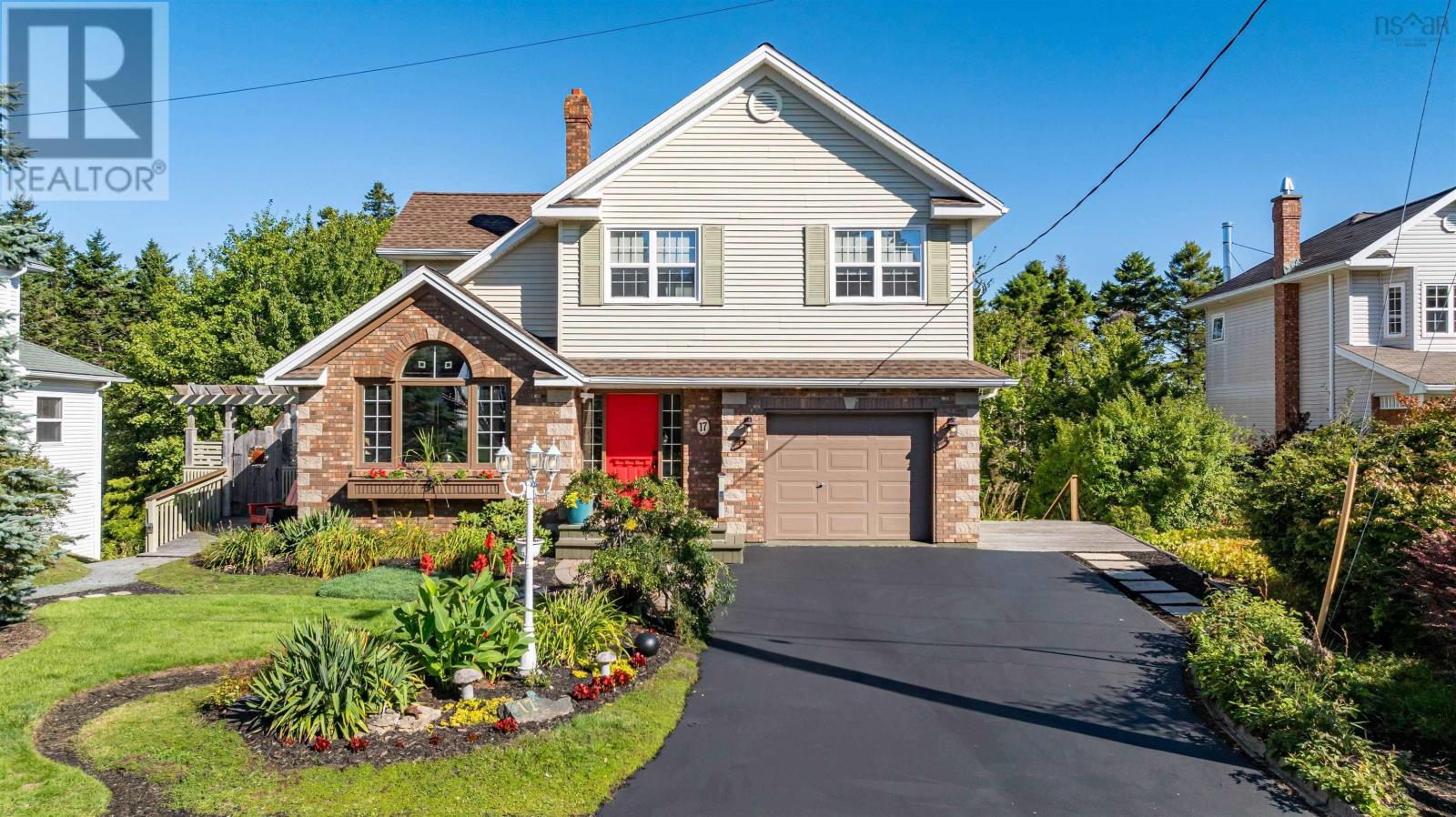 17 Oakley Ave, Halifax, NS B3M 3G6