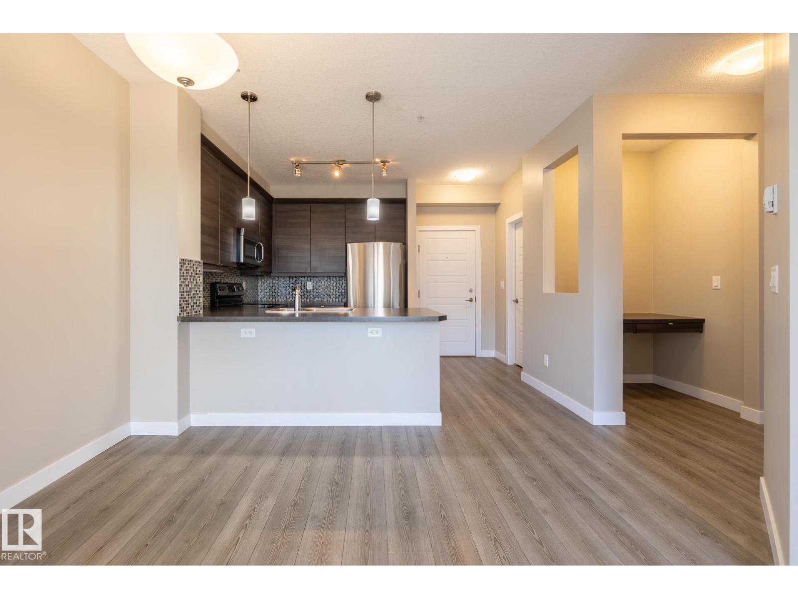 2590 Anderson Way Southwest #203, Edmonton, AB T6W 0R2