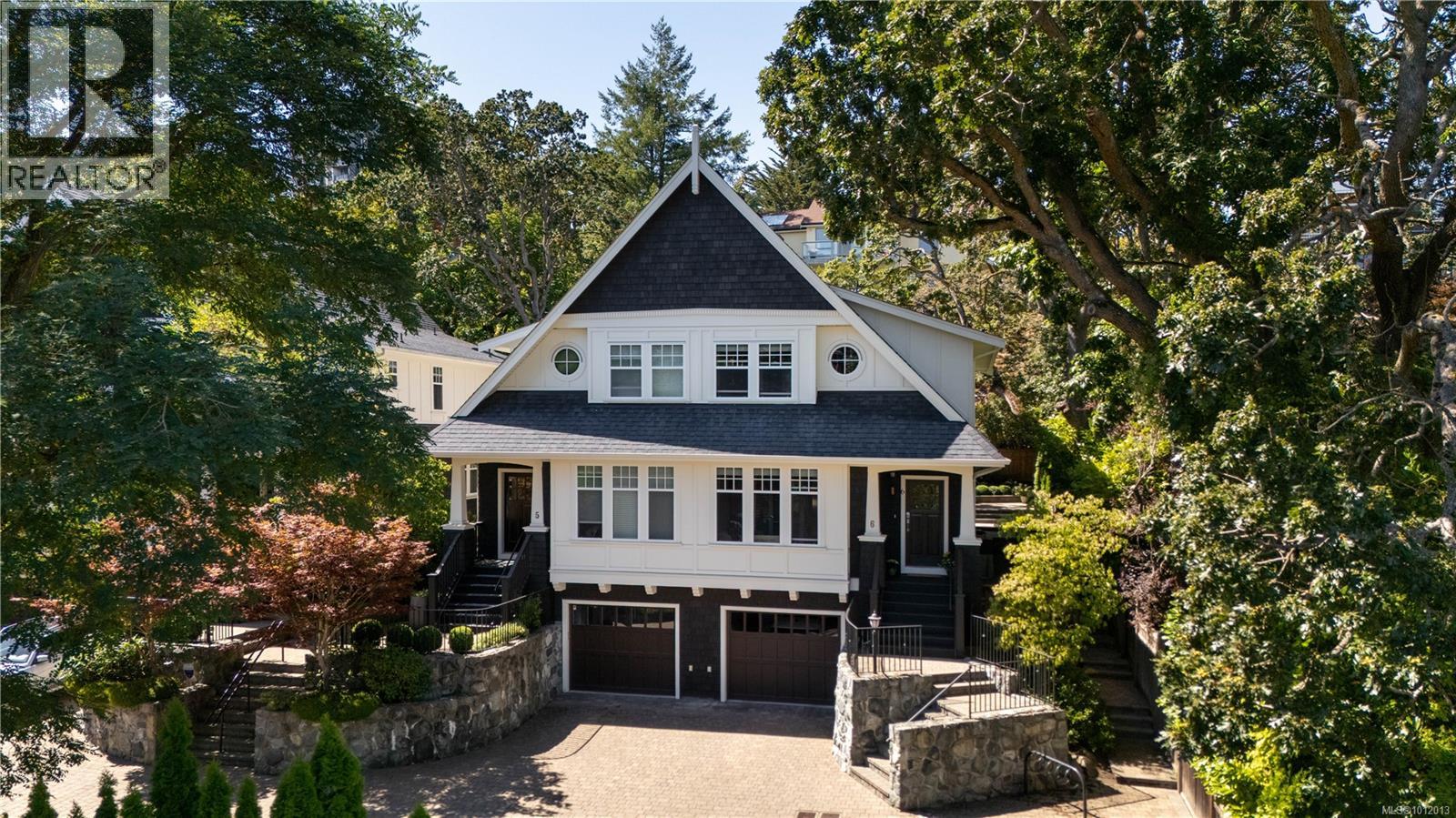 1770 Rockland Ave Unit 6 Ave, Victoria, BC V8S 1X2