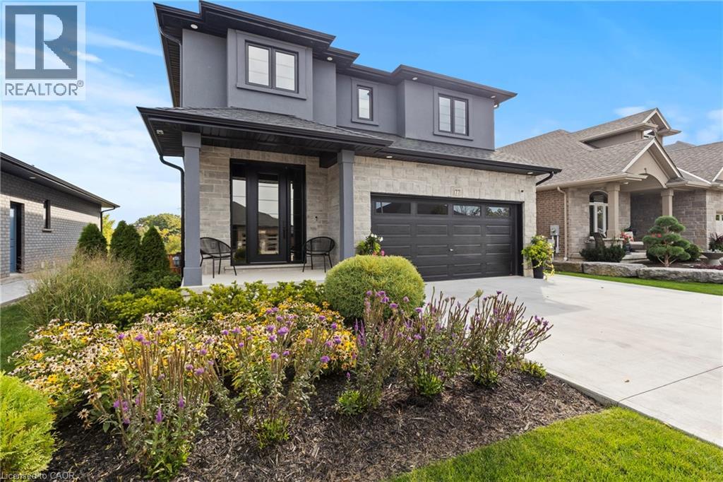 177 Julia Dr, Welland, ON L3C 0E7