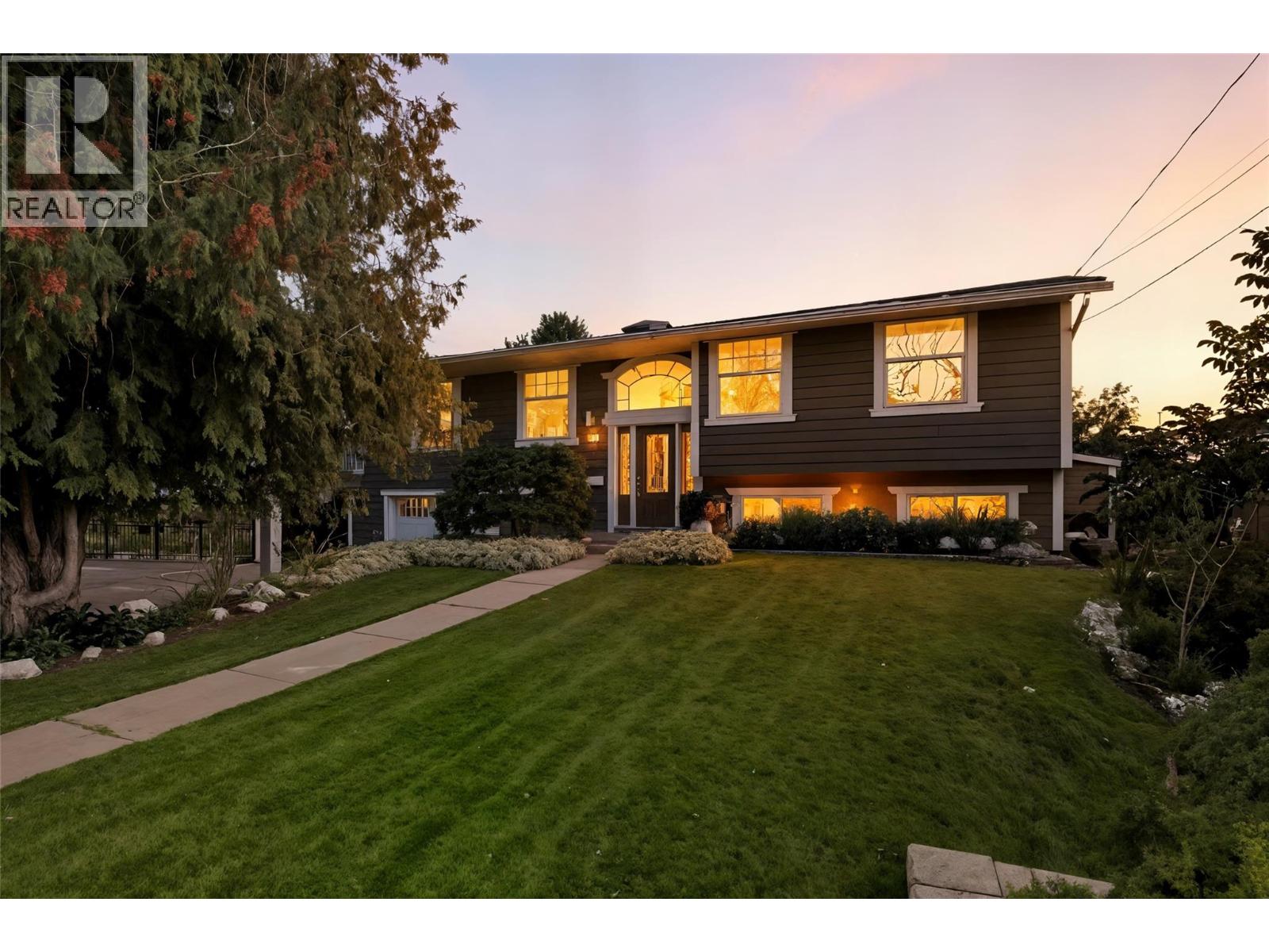 502 Holt St, Kamloops, BC V2B 5E7