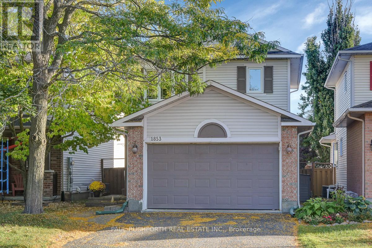 1853 Sunland Dr, Ottawa, ON K4A 3S8
