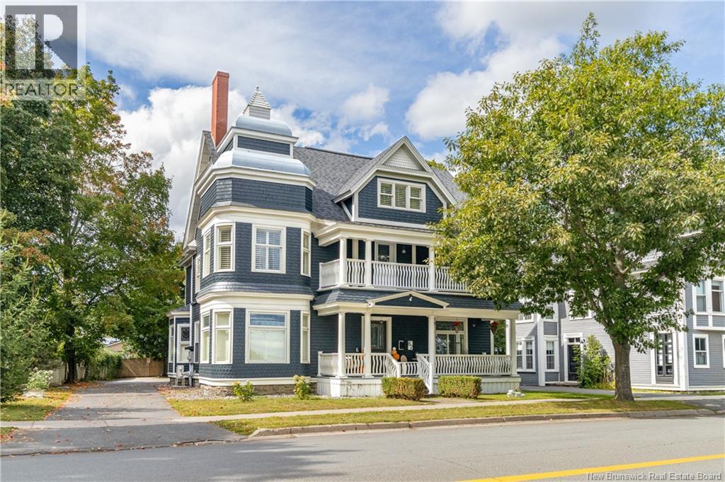 82 Waterloo Row, Fredericton, NB E3B 1Y9
