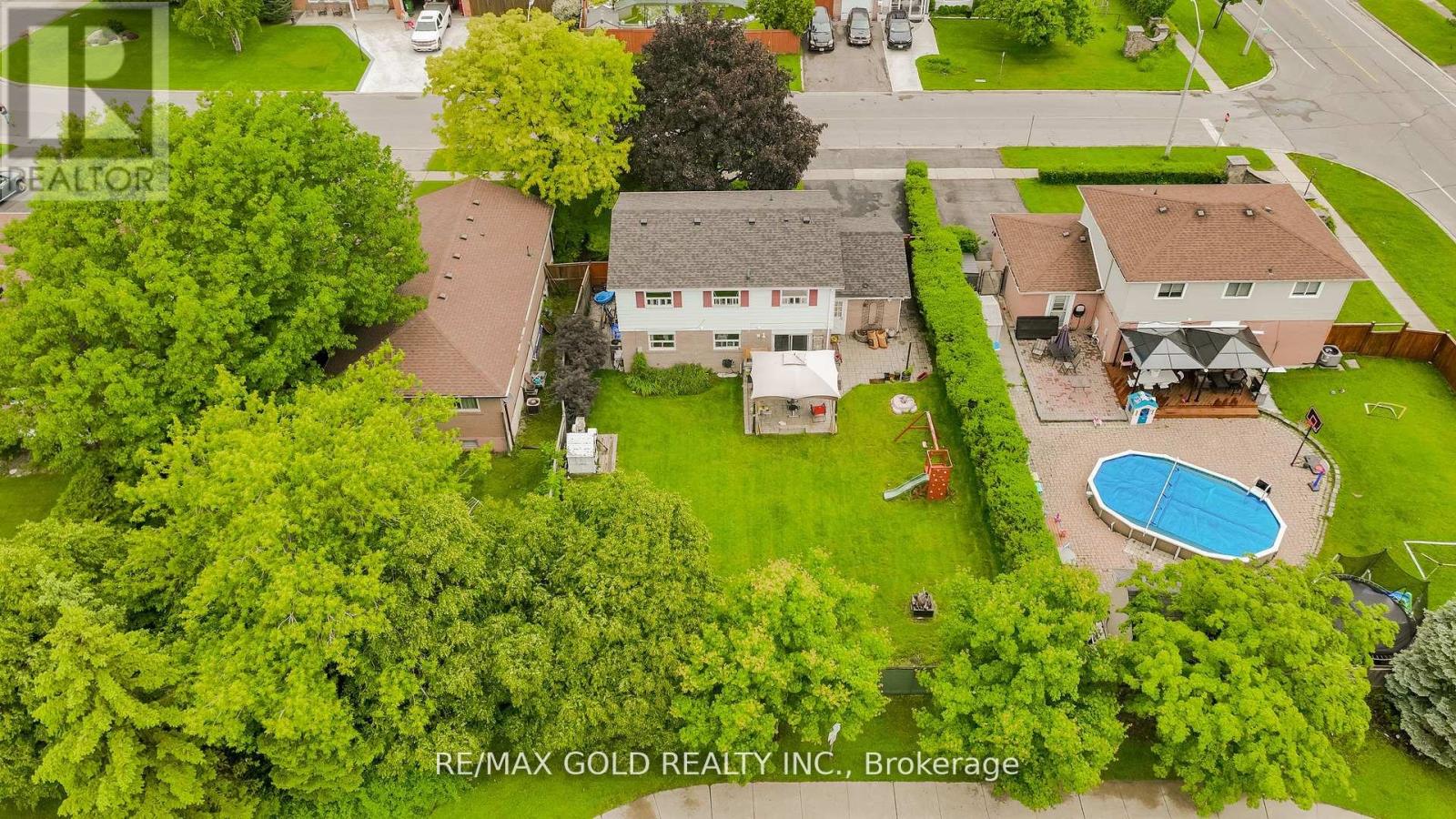 3 Crawley Dr, Brampton, ON L6T 2R6