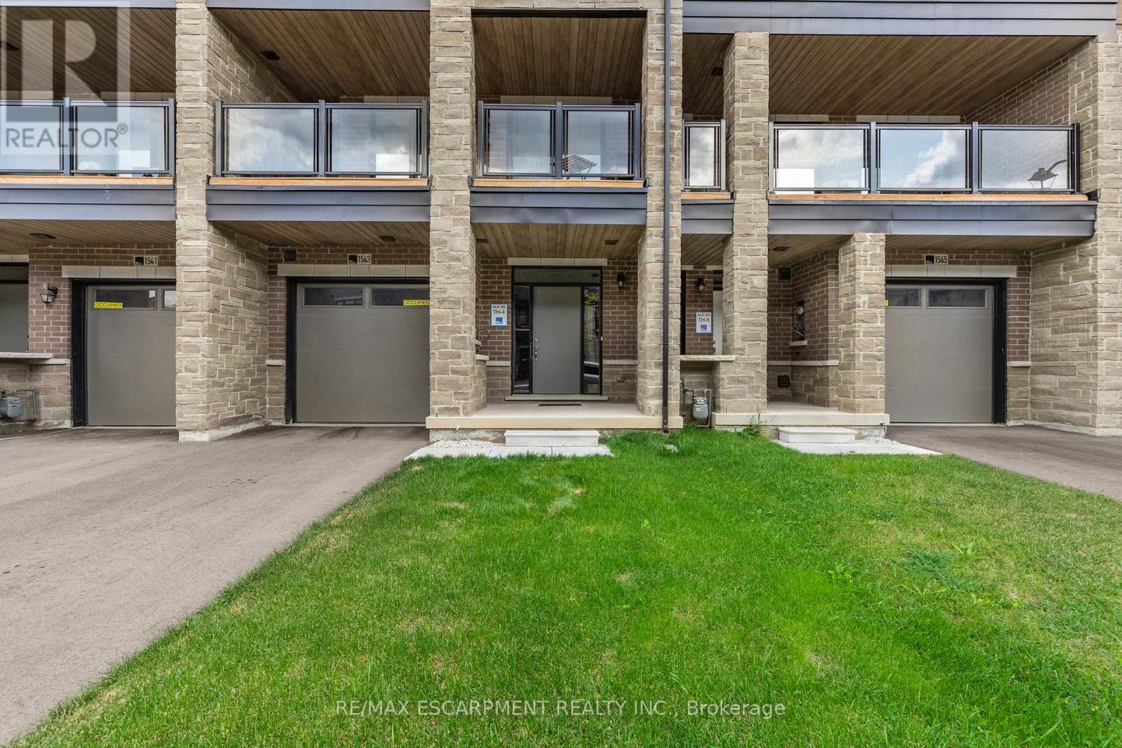 1543 Hilson Hts, Milton, ON L9T 7E7