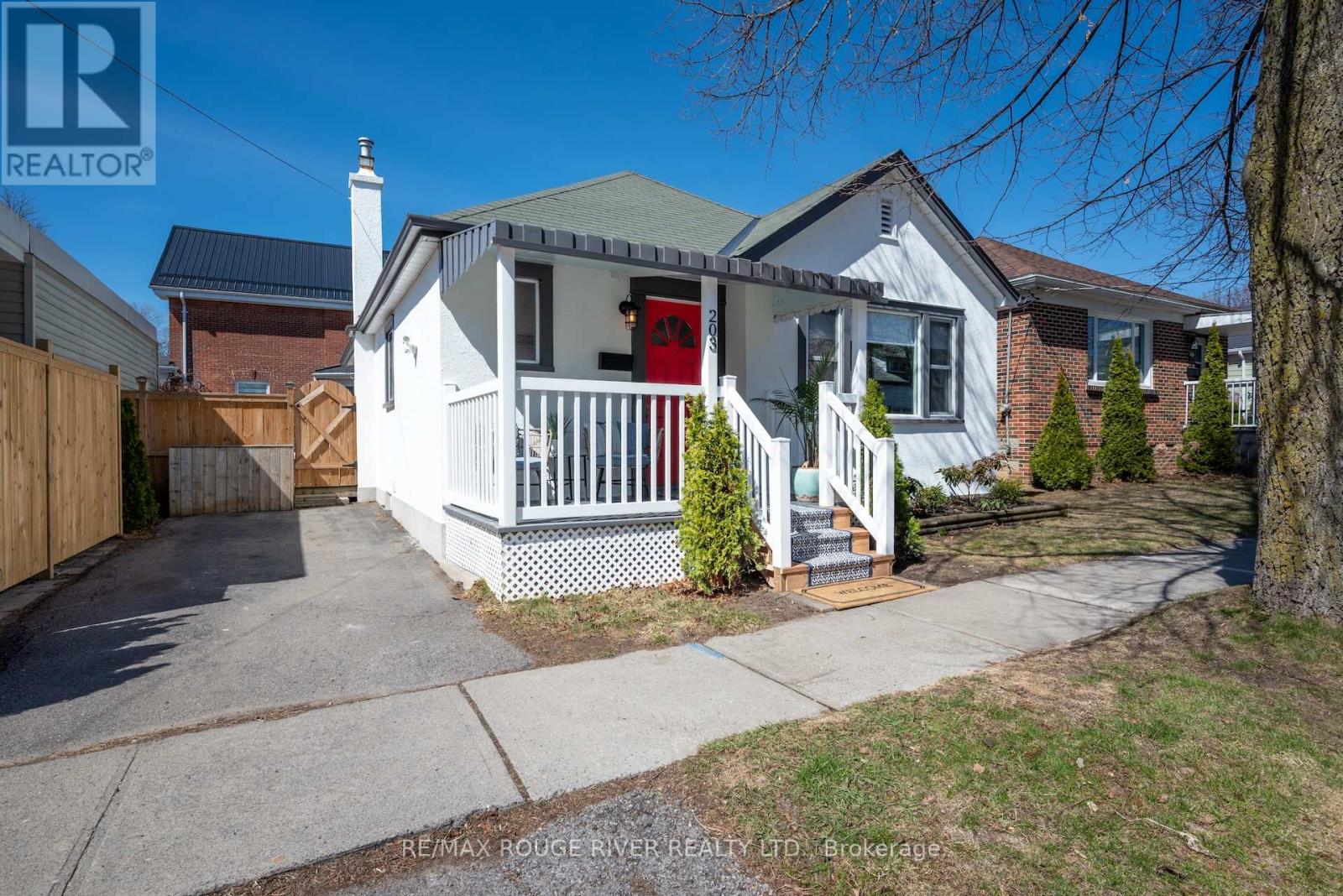 203 Bagot St, Cobourg, ON K9A 3G5