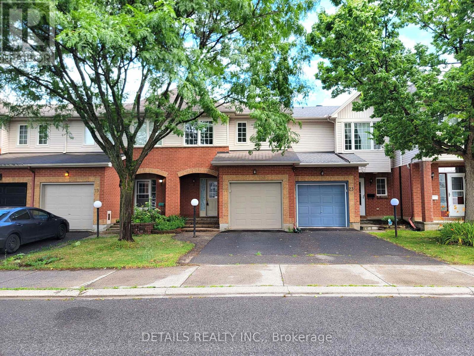 21 Upney Dr, Ottawa, ON K2J 5G7
