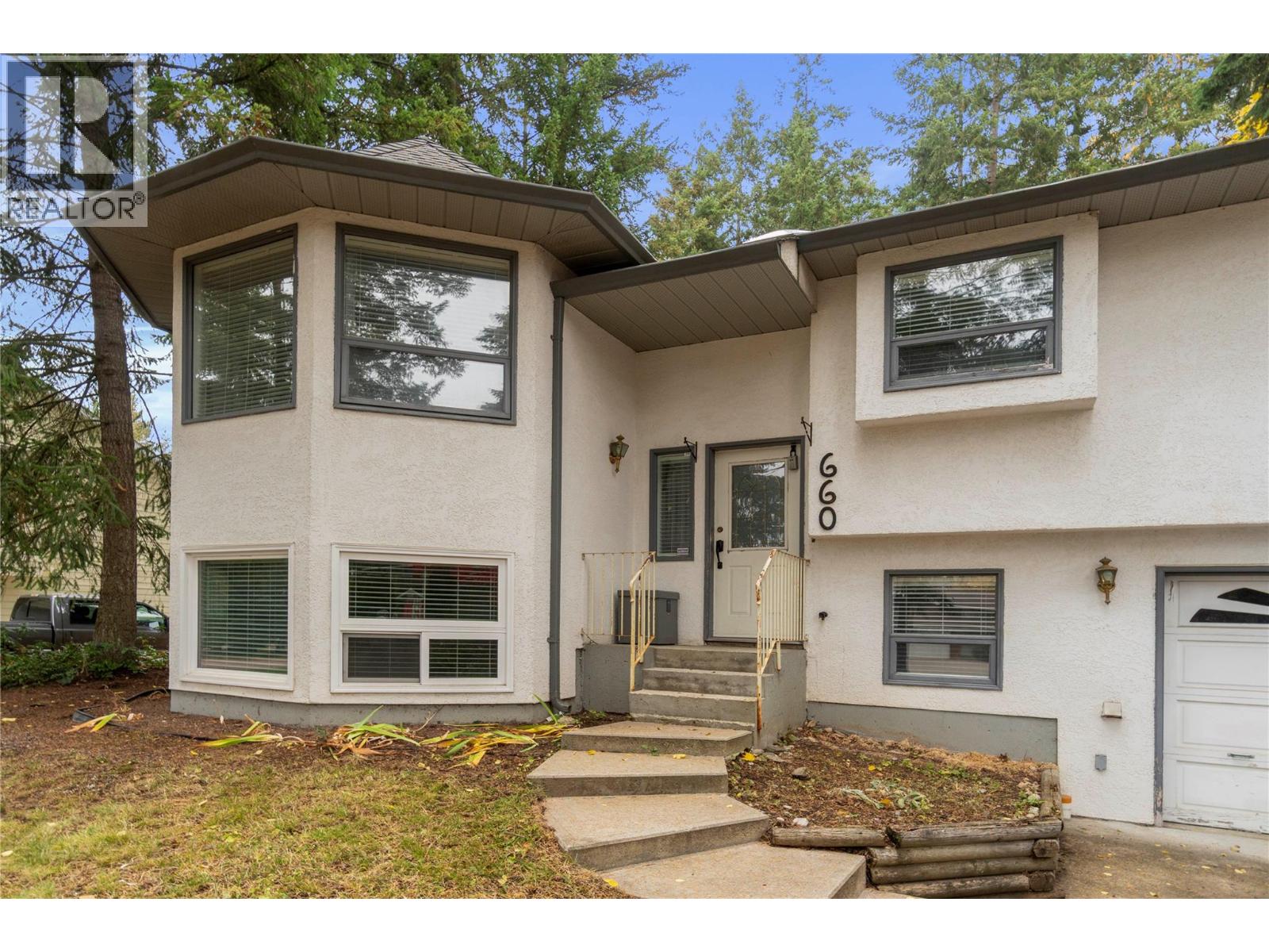 25 Street Unit 660, Salmon Arm, BC V1E 1C8