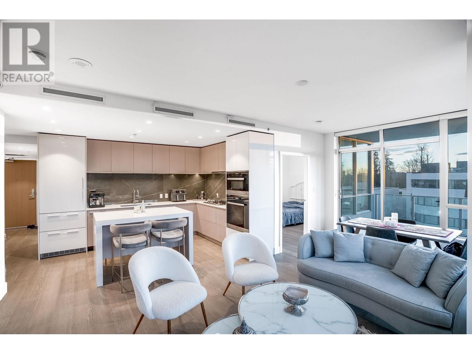1675 Lions Gate Lane Unit 306, North Vancouver, BC V7P 3B4