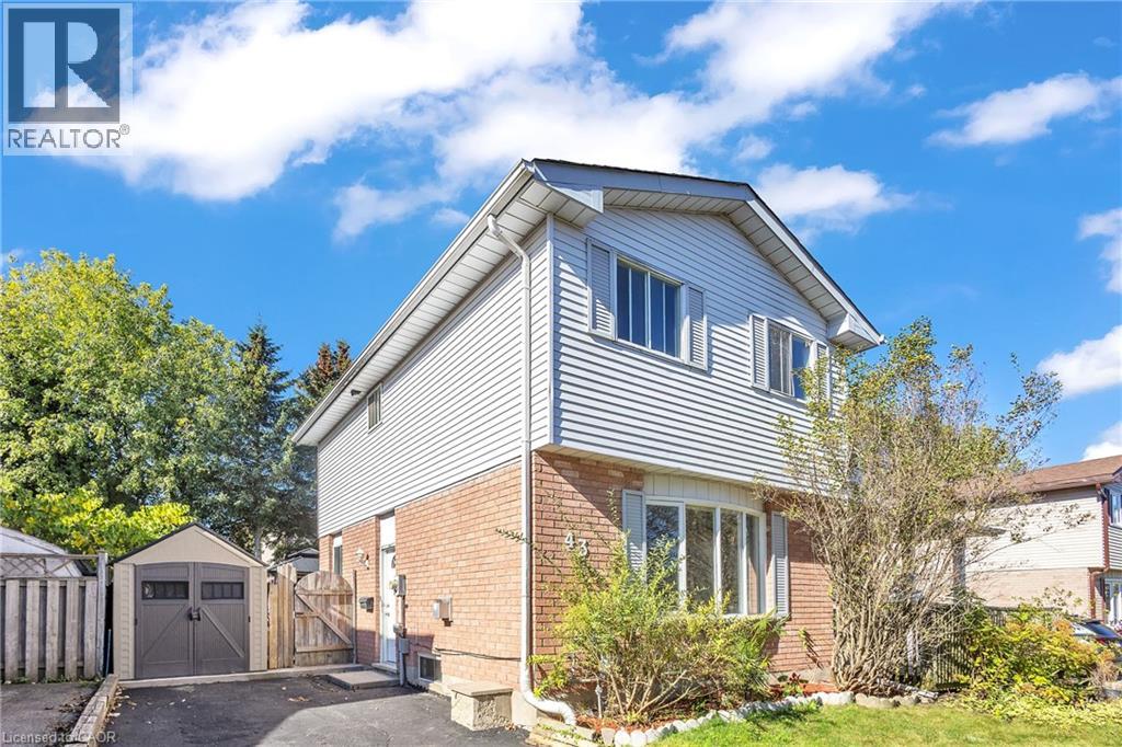 43 Connelly Dr, Kitchener, ON N2N 2T7