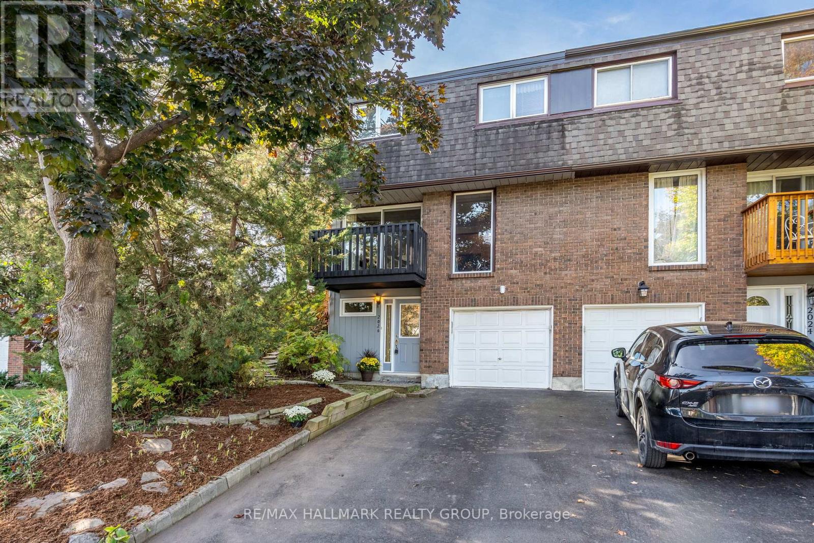 2026 Gatineau View Cres, Ottawa, ON K1J 7X1