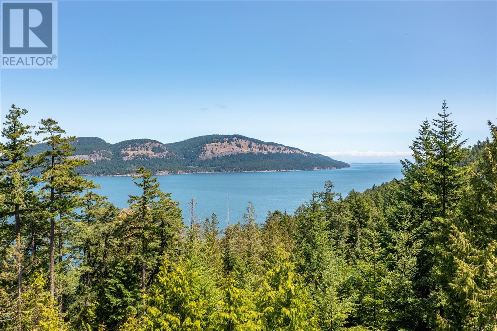 9825 Canal Rd, Pender Island, BC V0N 2M3