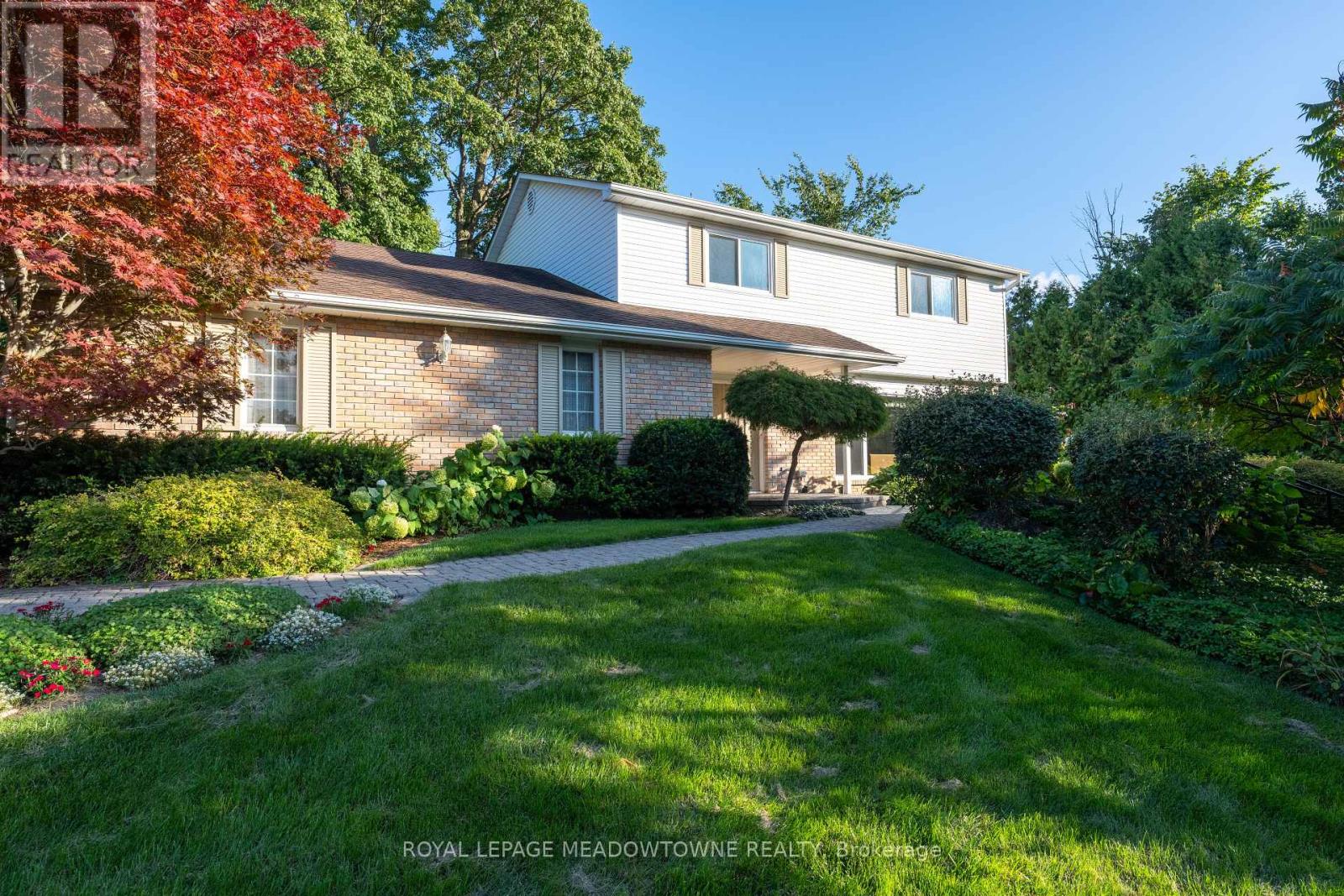 12826 Silvercreek Dr, Halton Hills, ON N0B 1H0