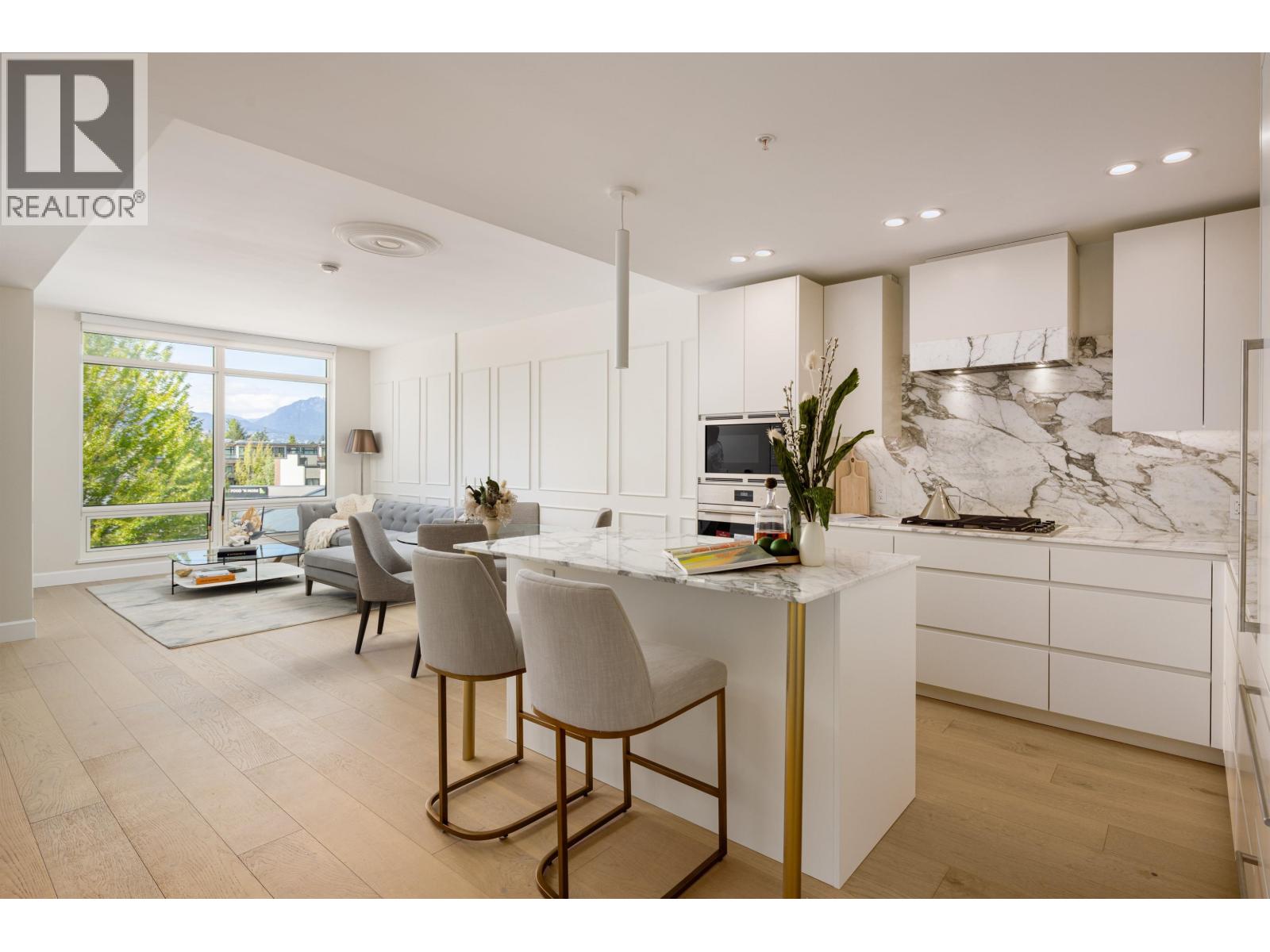3668 W 10th Avenue Unit 309, Vancouver, BC V6R 0G4