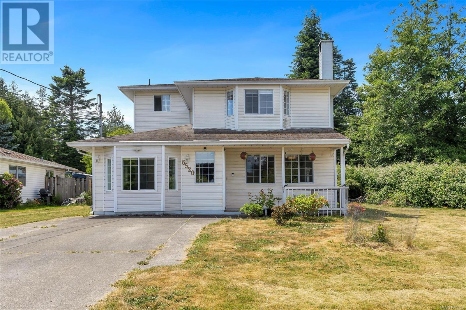 6520 Country Rd, Sooke, BC V9Z 0W9