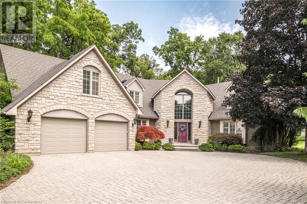 66 S Street W #b, Hamilton, ON L9H 4C6