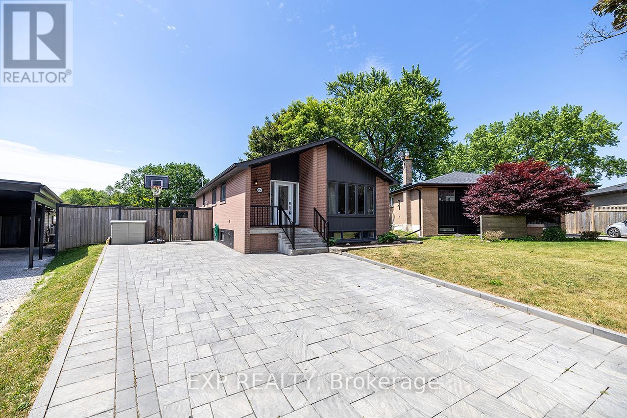 854 Antonio St, Pickering, ON L1W 1T3