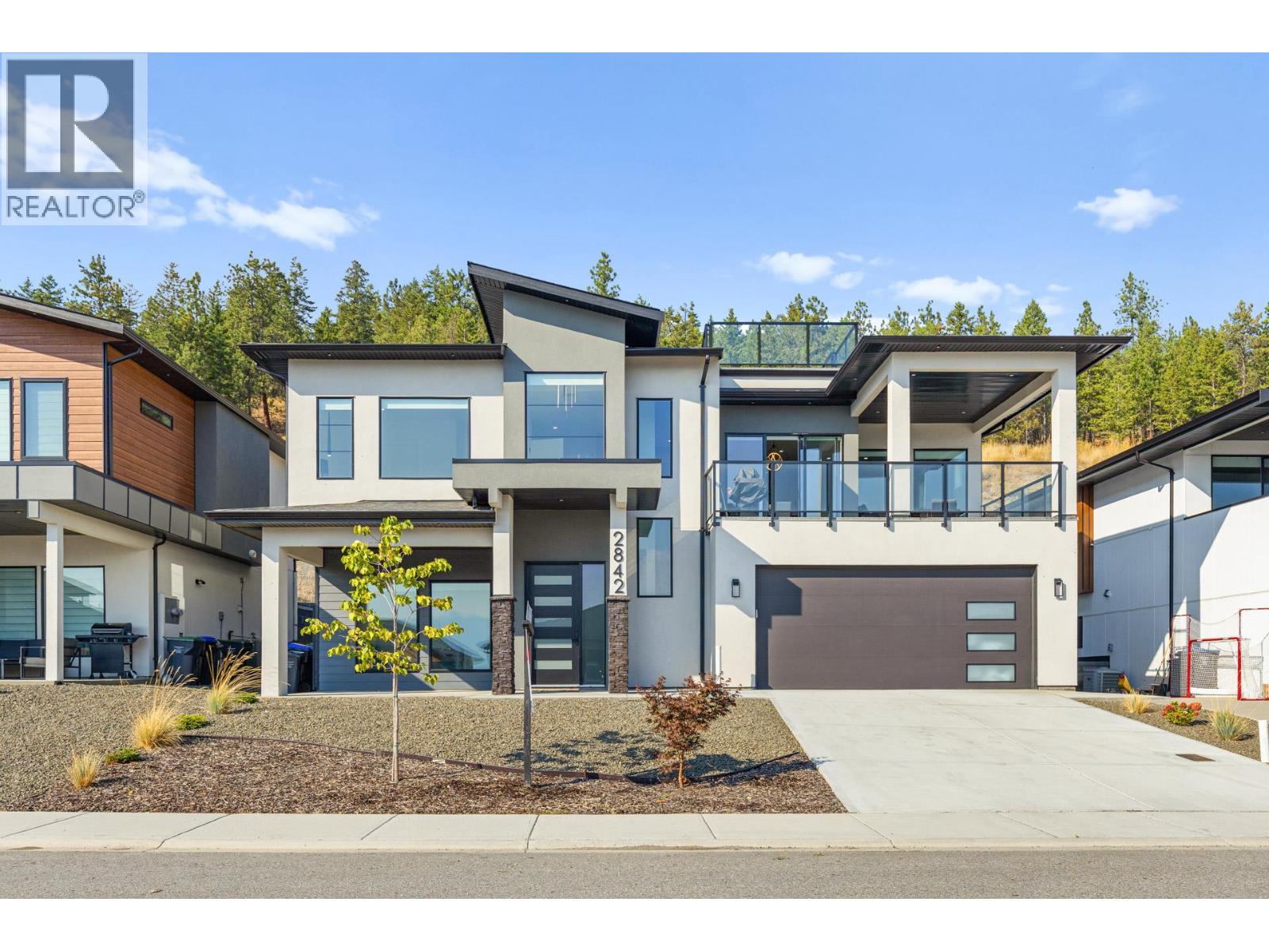 2842 Copper Ridge Dr, West Kelowna, BC V4T 0E7
