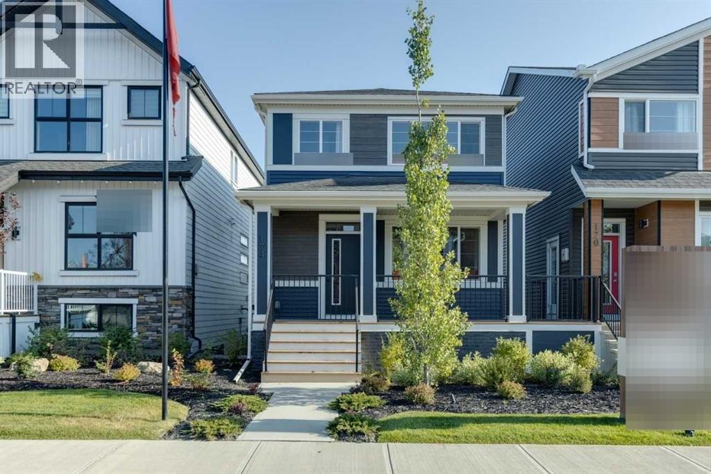 174 Mitchell Rd NW, Calgary, AB T3R 2B5