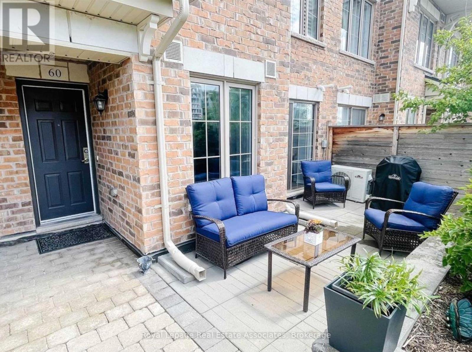 60 2441 Greenwich Dr, Oakville, ON L6M 0S3