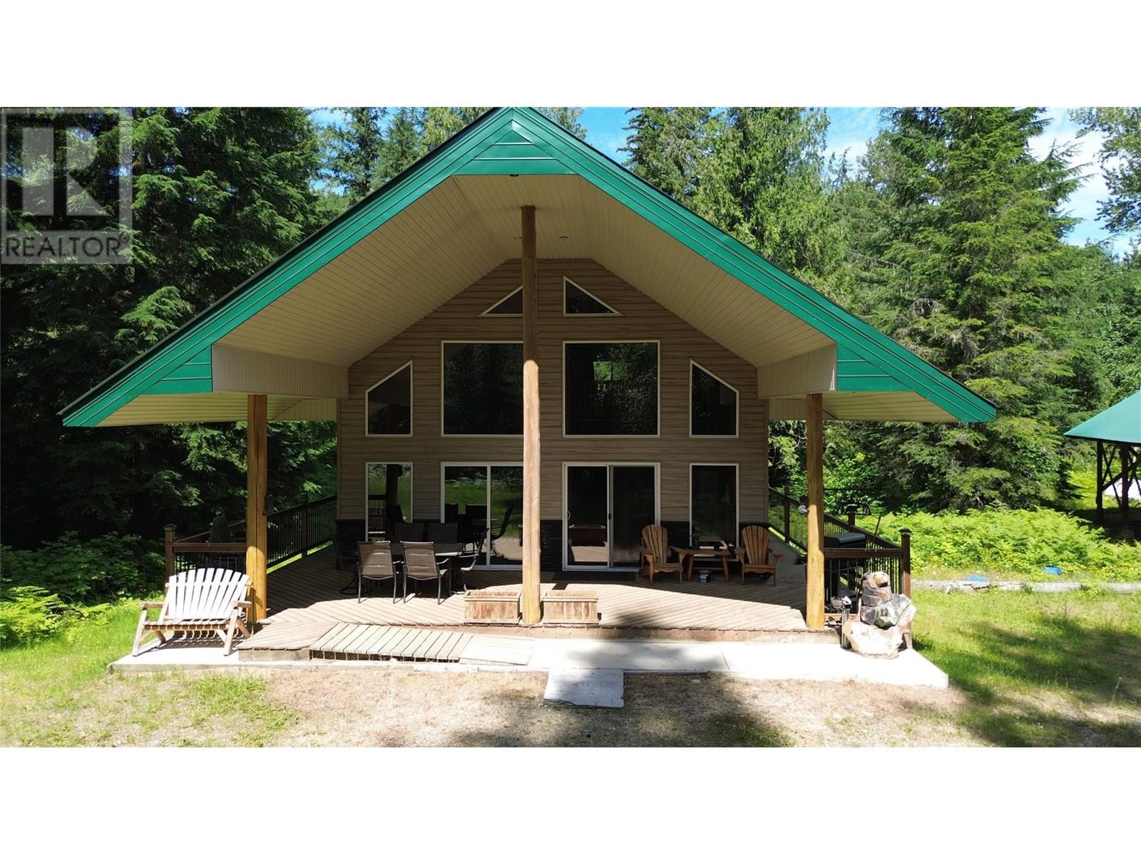 1625 Acorn Rd, Seymour Arm, BC V0E 2V2