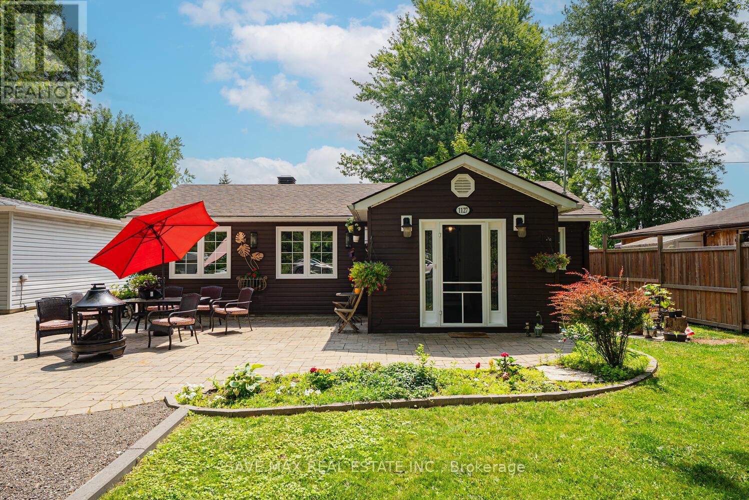 1127 Shore Acres Dr N, Innisfil, ON L0L 1R0