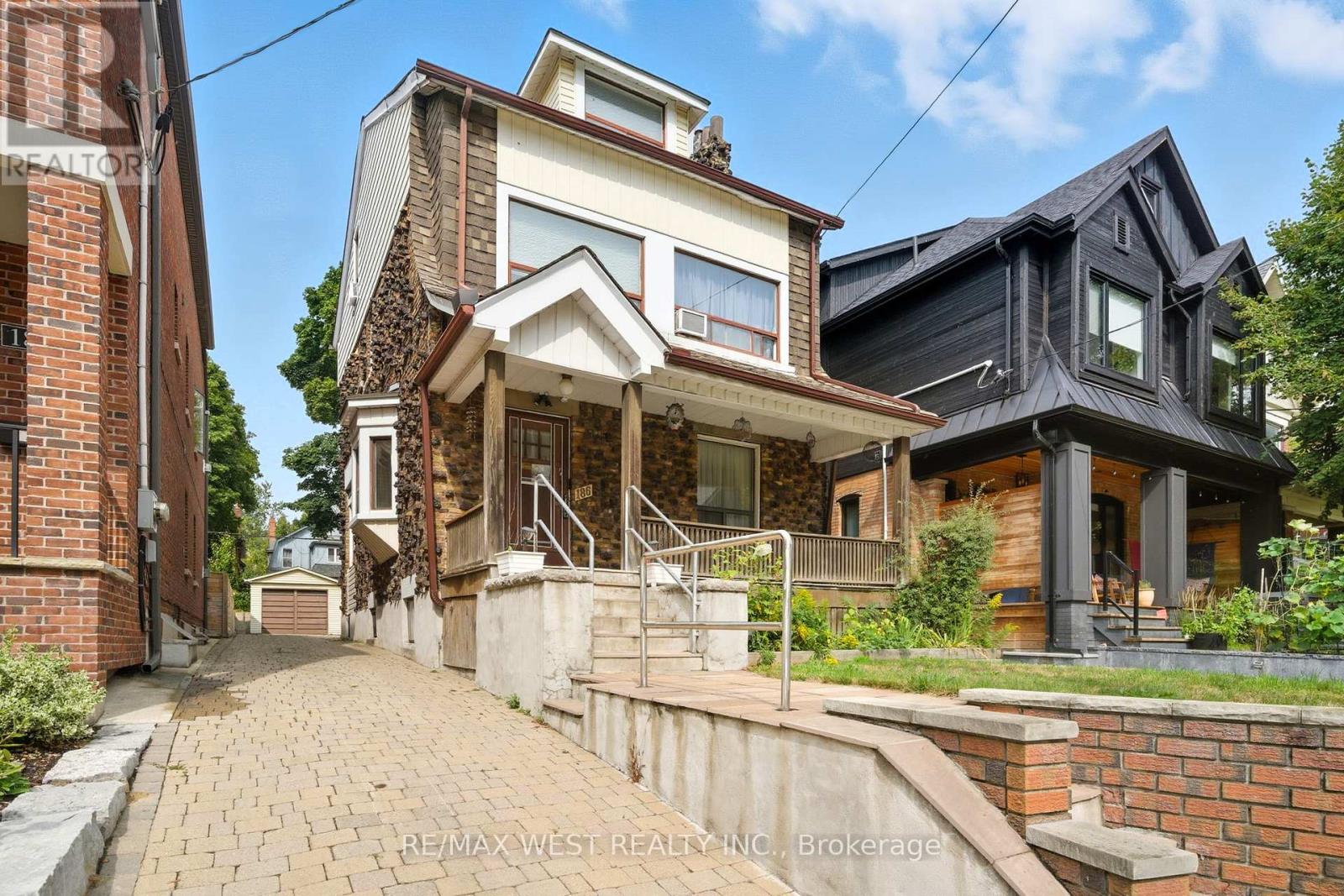 186 Westminster Ave, Toronto, ON M6R 1P1