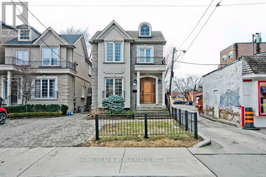7 Roslin Ave, Toronto, ON M4N 1Y8