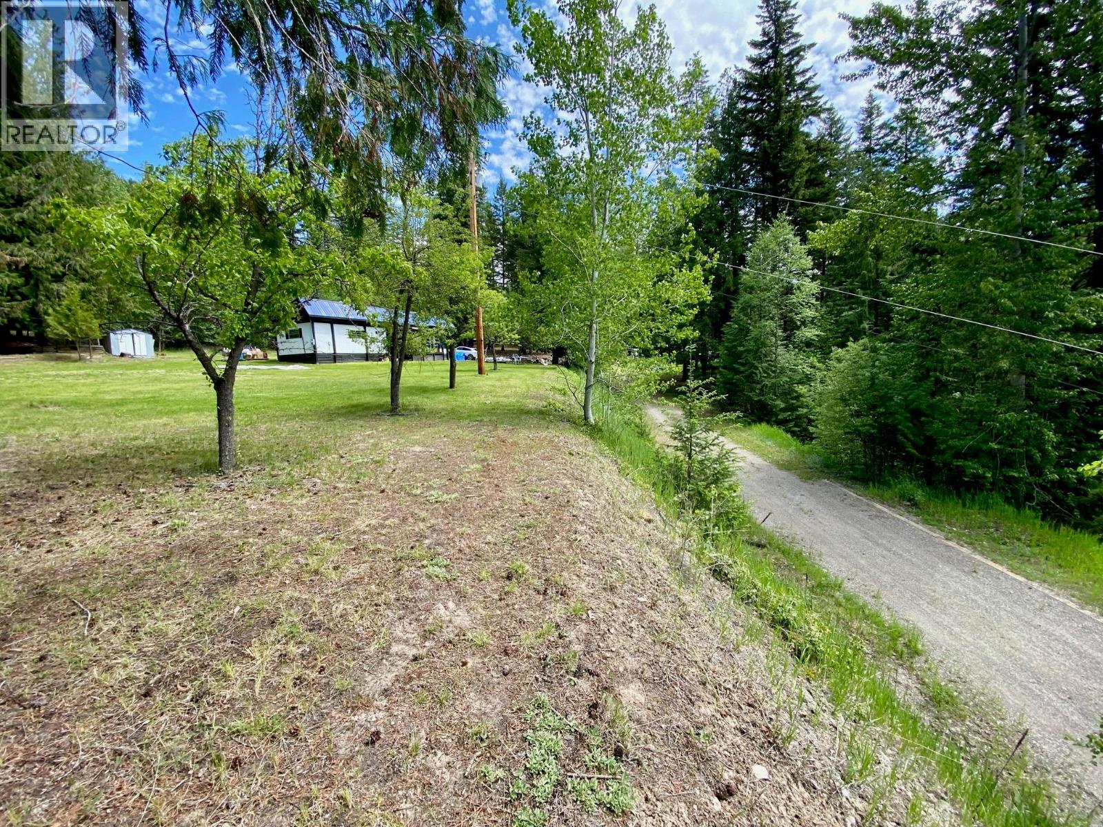 1433 Creighton Valley Rd, Lumby, BC V0E 2G0