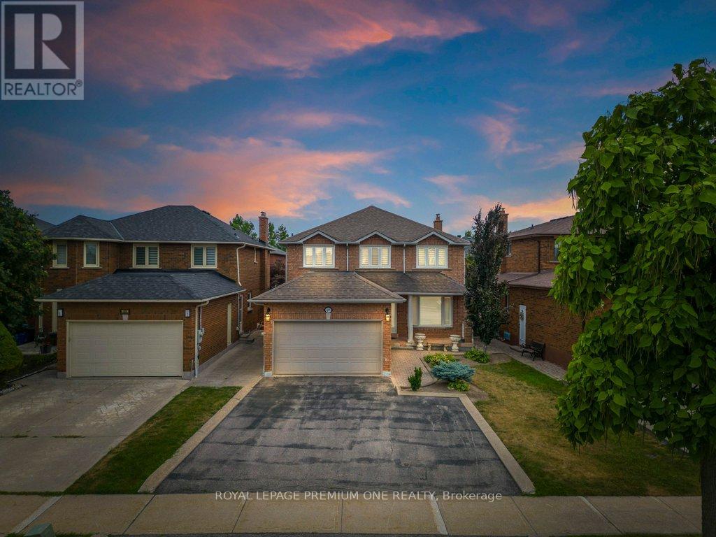 67 Embassy Dr, Vaughan, ON L4L 5B4