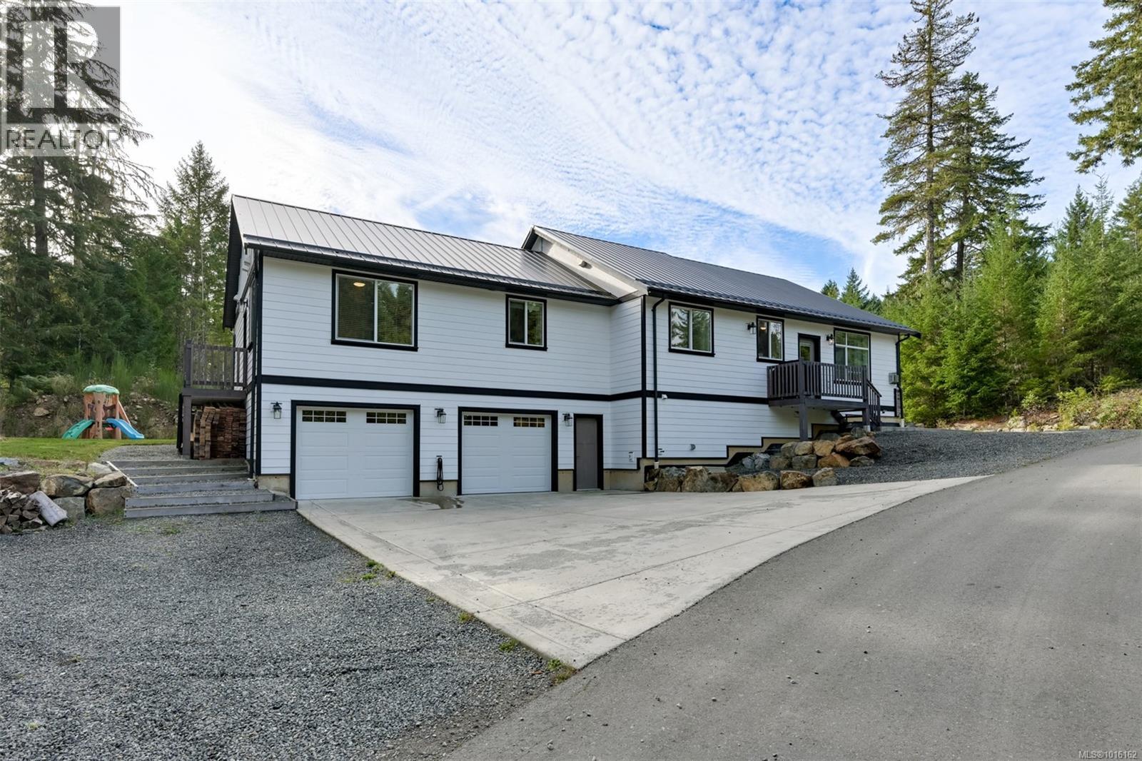 1141 Trailhead Ln, Shawnigan Lake, BC V0R 2W3