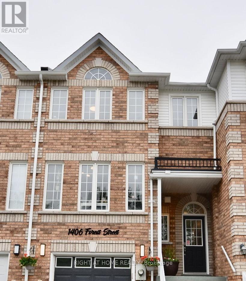 1406 Forest St, Innisfil, ON L9S 4Y4
