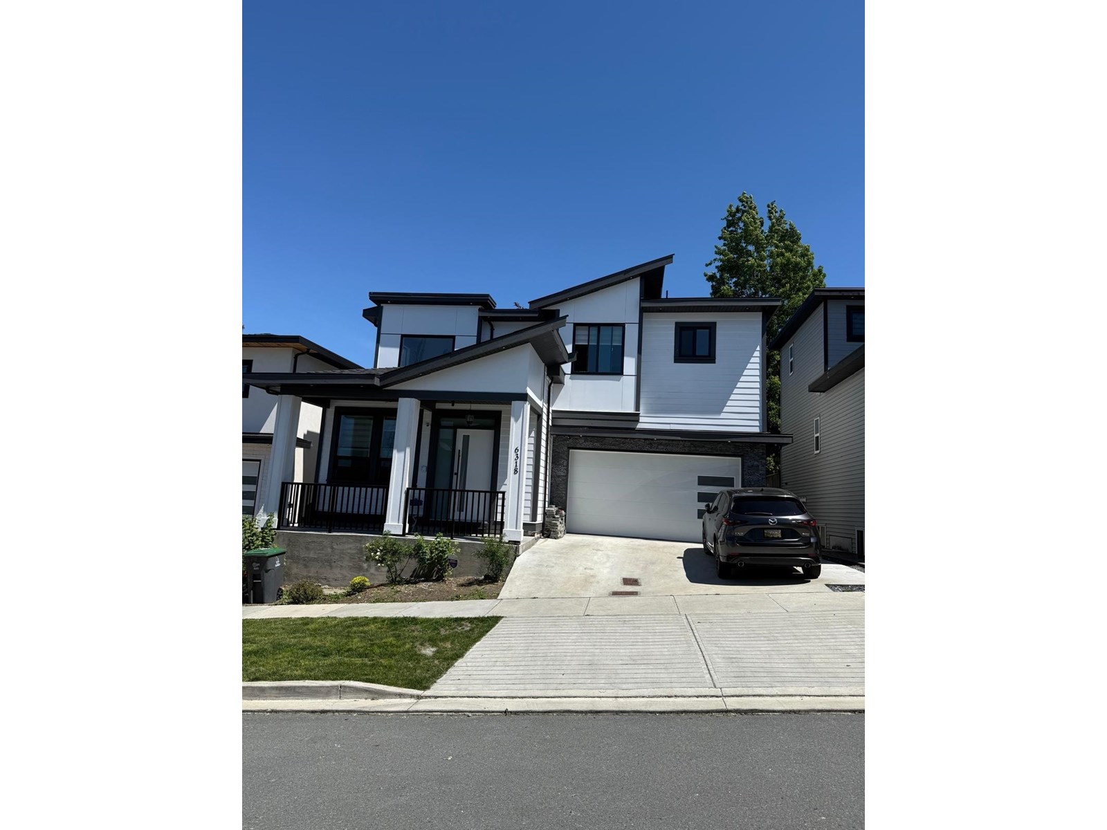150 Street Unit 6318 #a, Surrey, BC V3S 3H8
