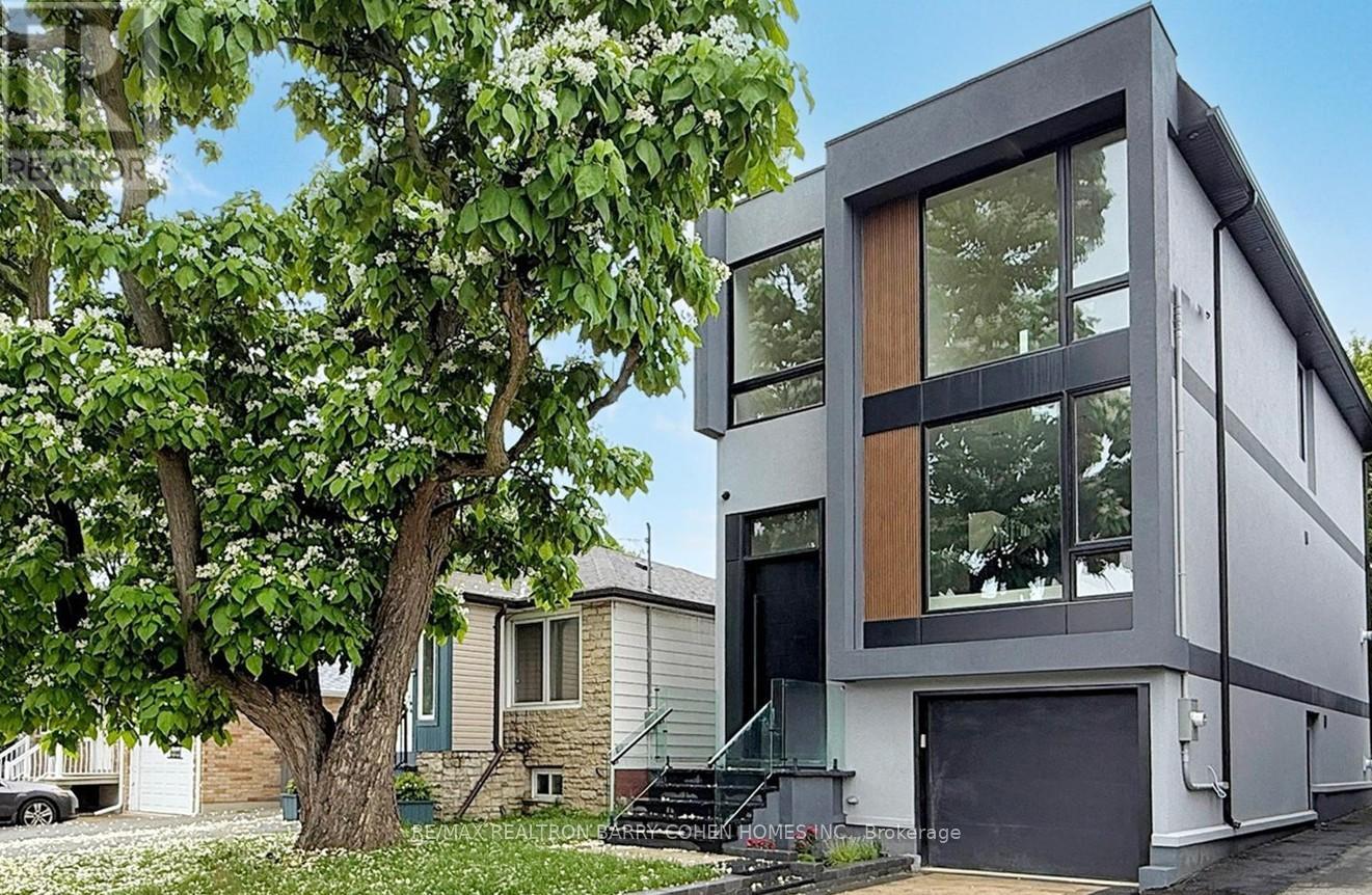 112 Newcastle St, Toronto, ON M8Z 1C8