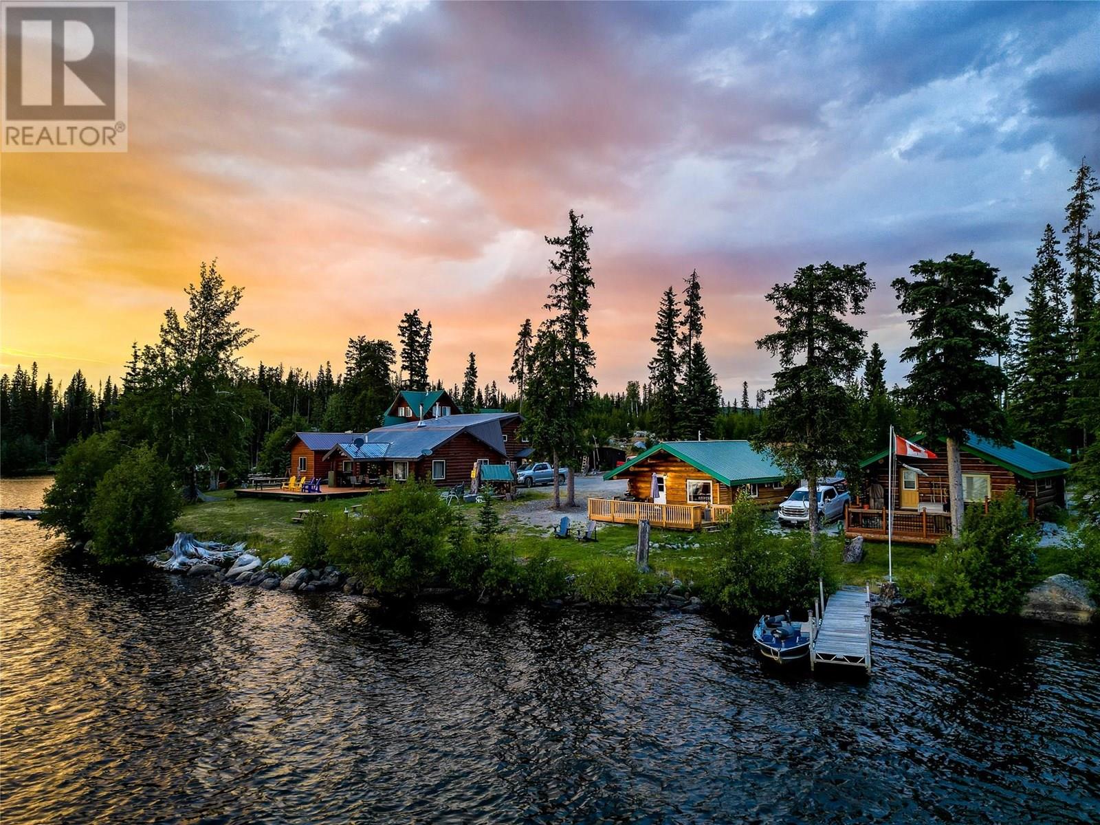 Cabin 10 Hatheume Lake Lodge, Peachland, BC V1V 1V1